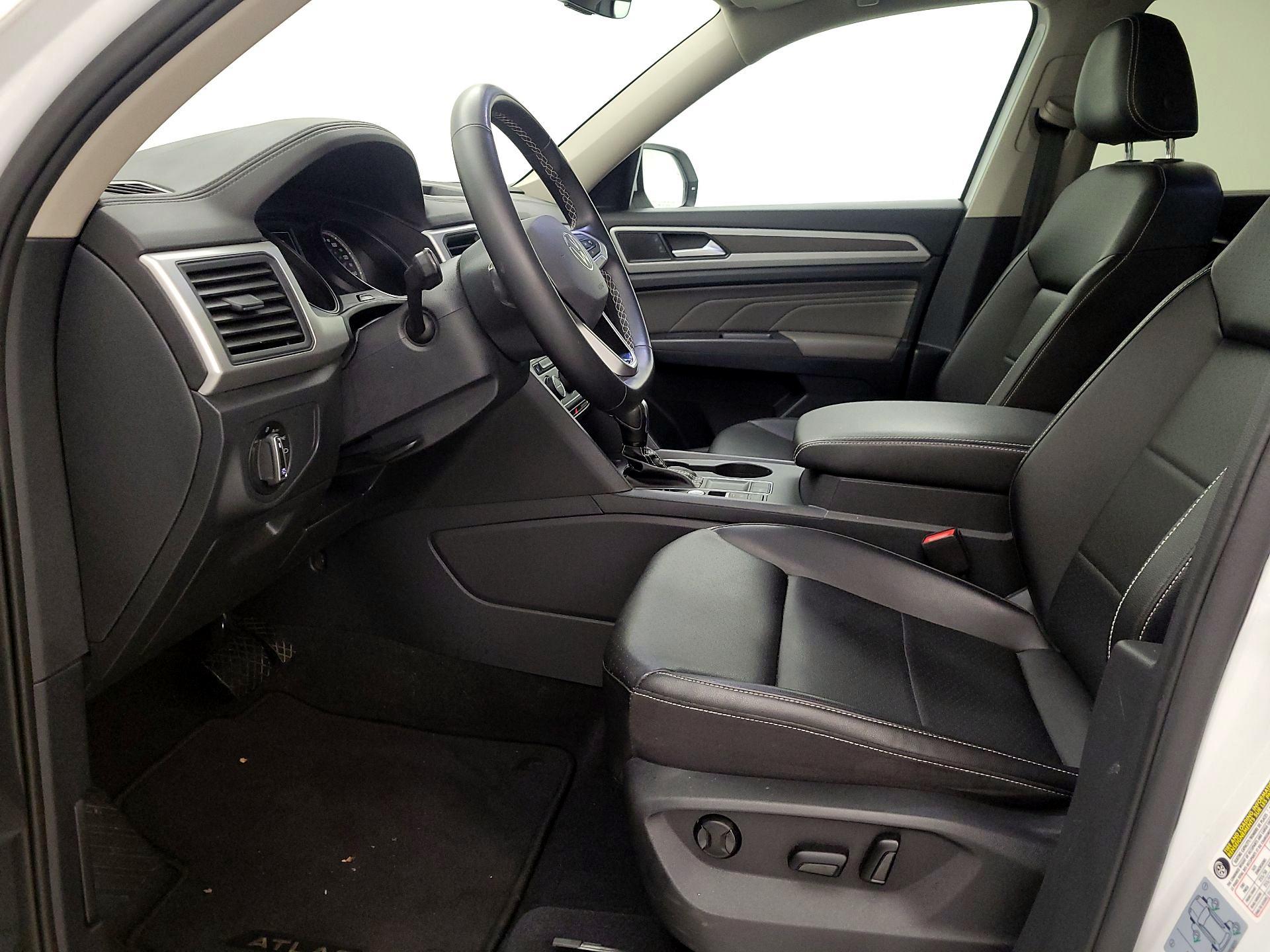 Thumbnail: 2021 Volkswagen Atlas - 11