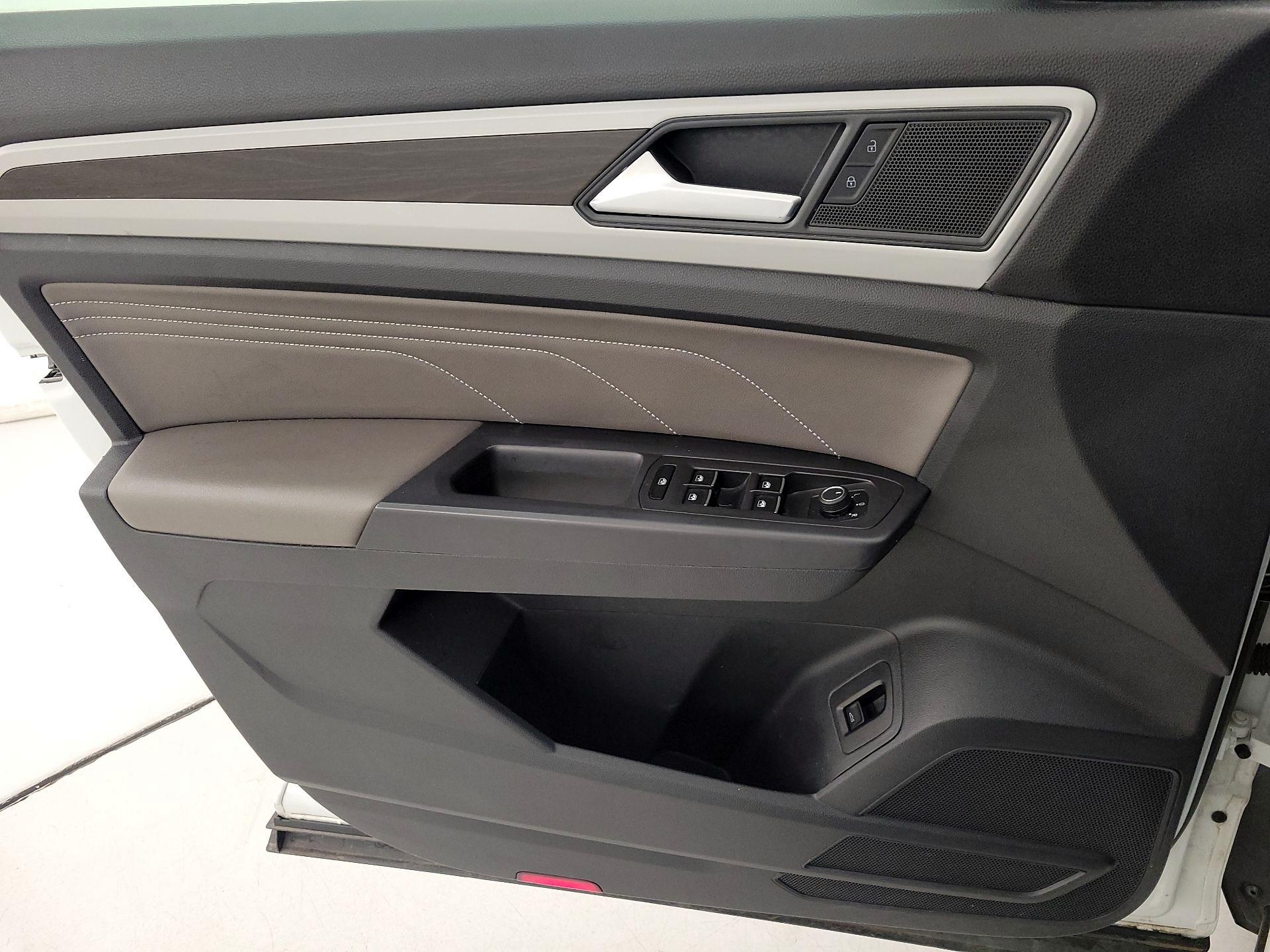 Thumbnail: 2021 Volkswagen Atlas - 12