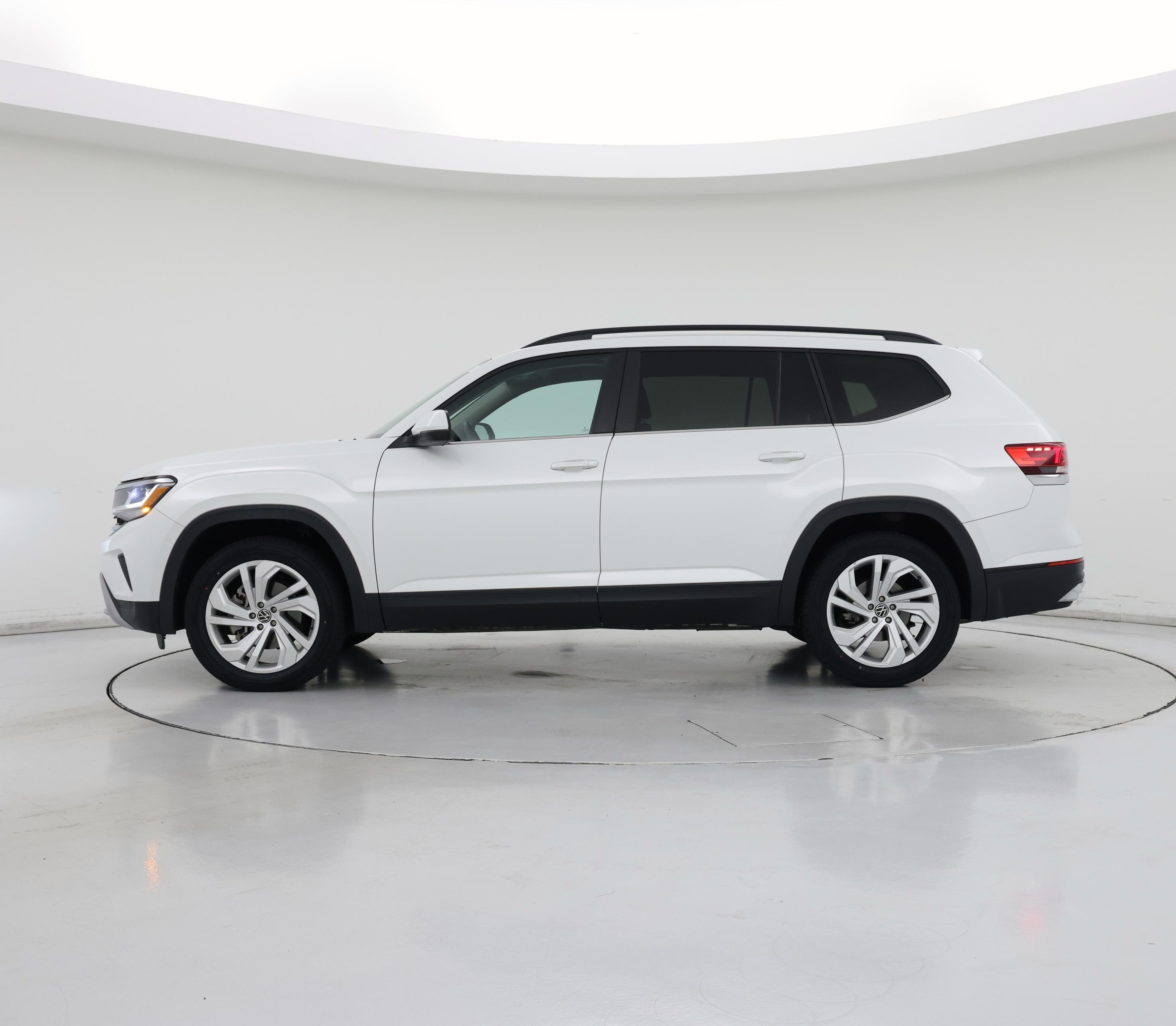 Thumbnail: 2021 Volkswagen Atlas - 3