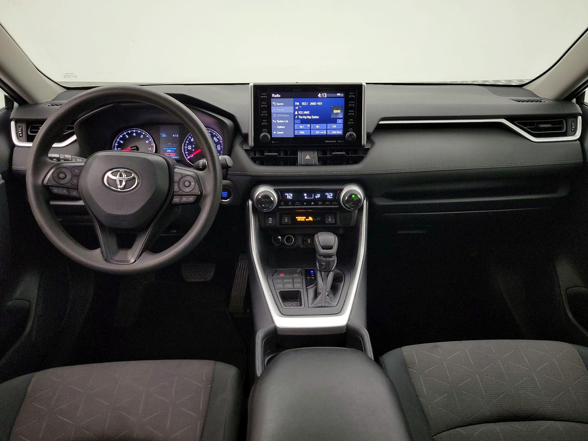 Thumbnail: 2019 Toyota RAV4 - 9
