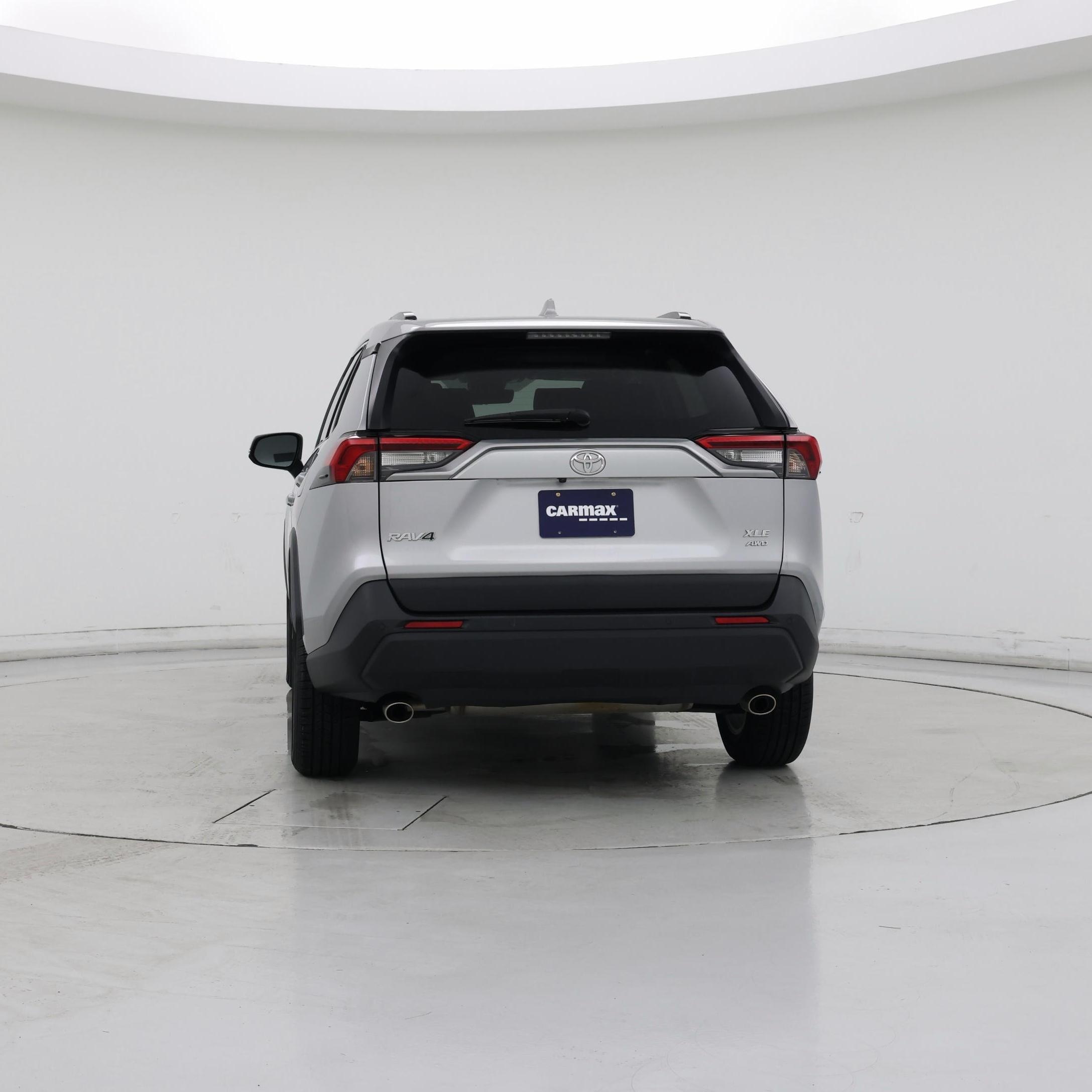 Thumbnail: 2019 Toyota RAV4 - 6