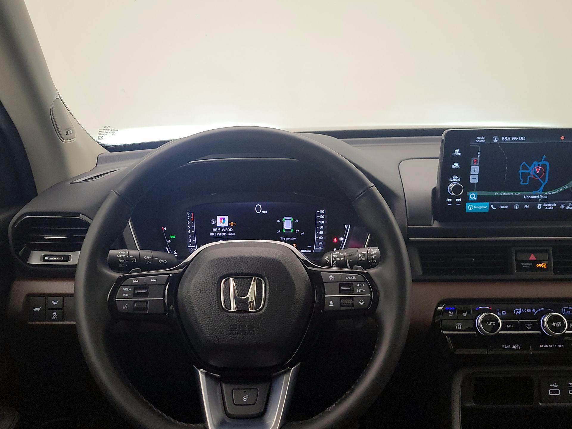 Thumbnail: 2025 Honda Pilot - 10