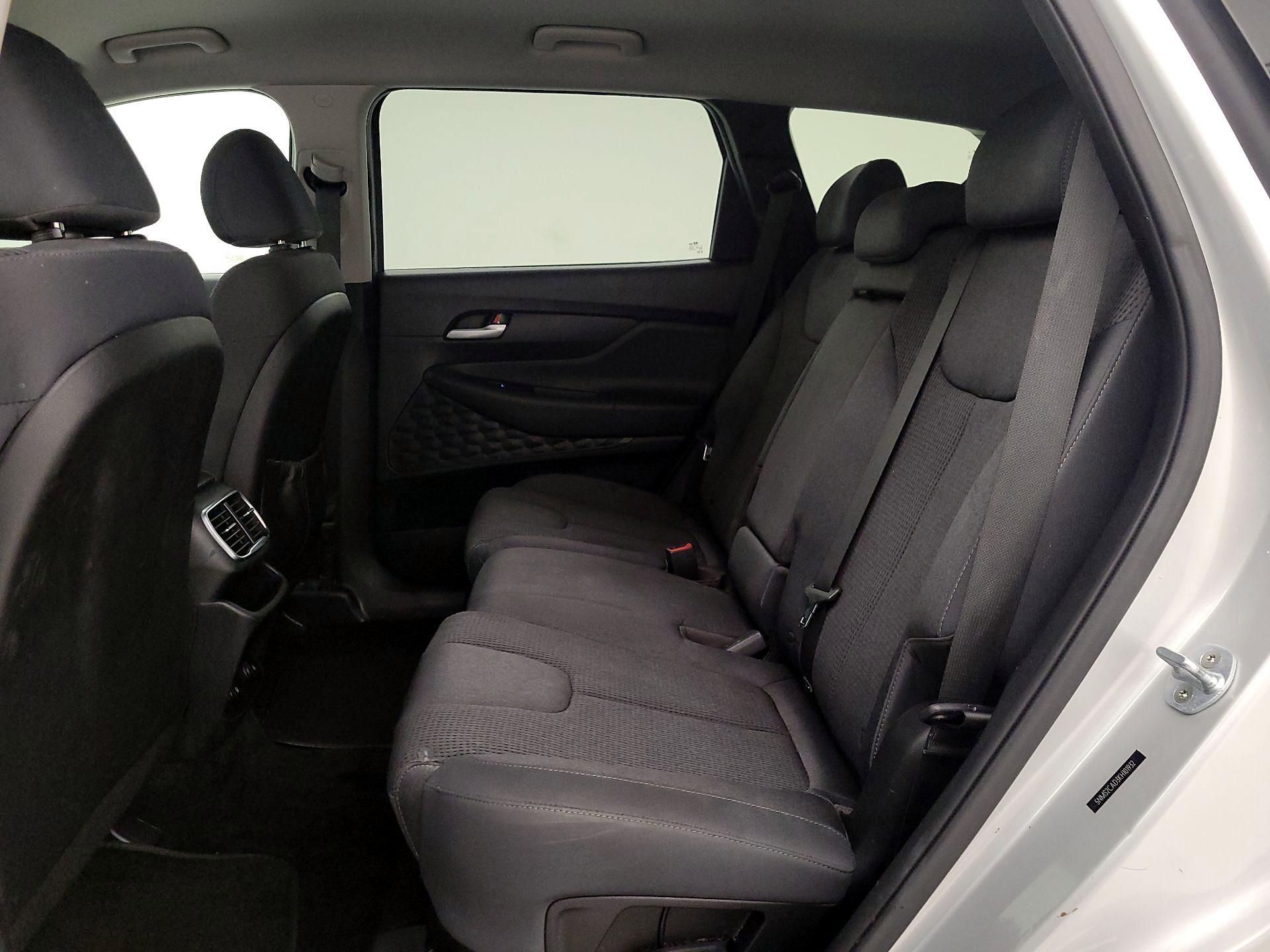 Thumbnail: 2019 Hyundai Santa Fe - 19