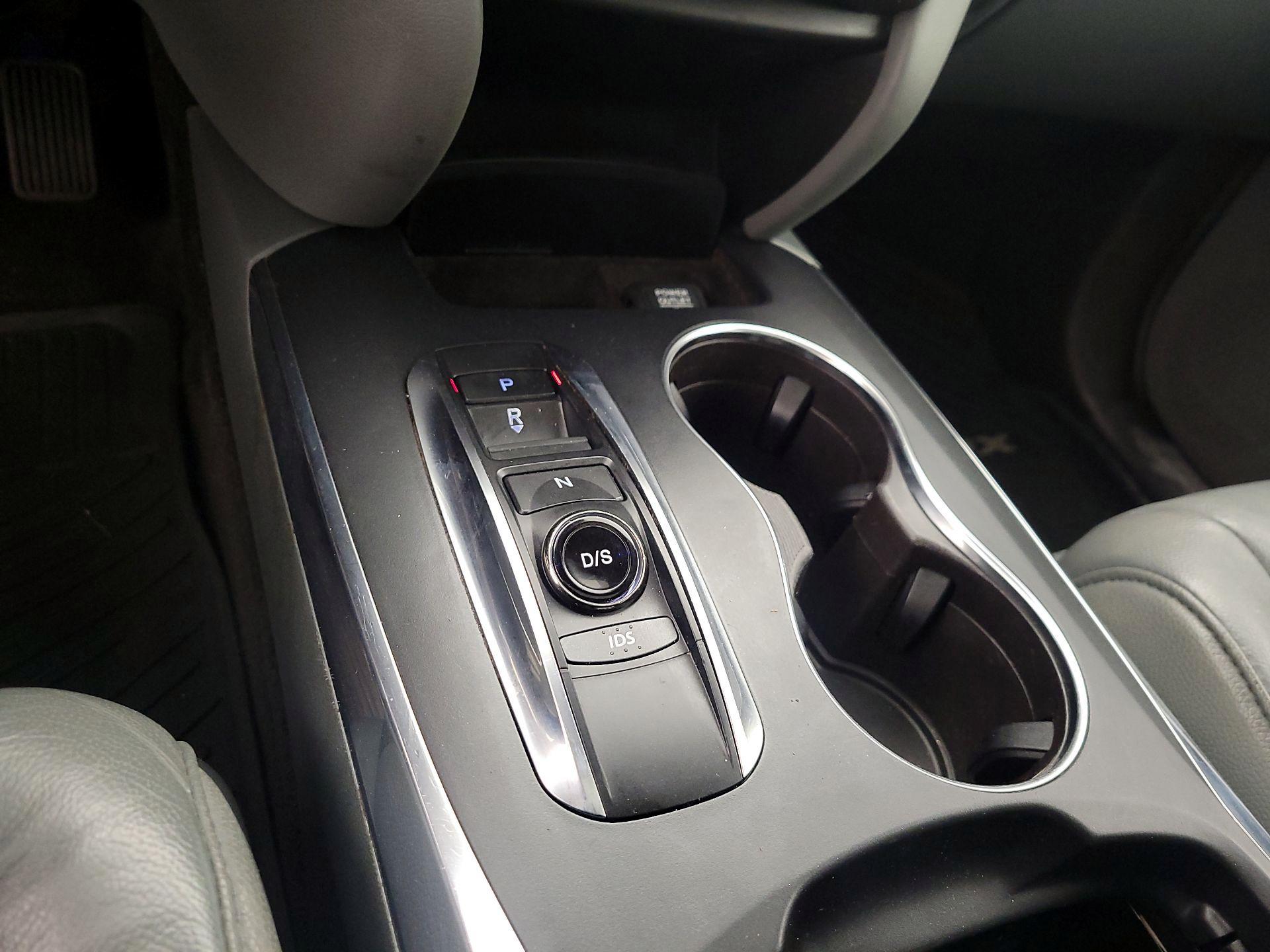 Thumbnail: 2016 Acura MDX - 18