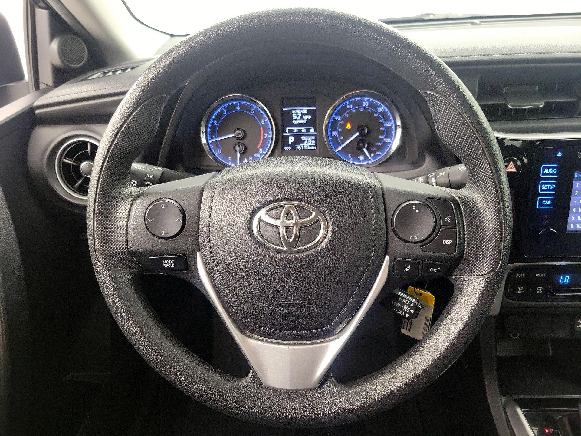 Thumbnail: 2017 Toyota Corolla - 10