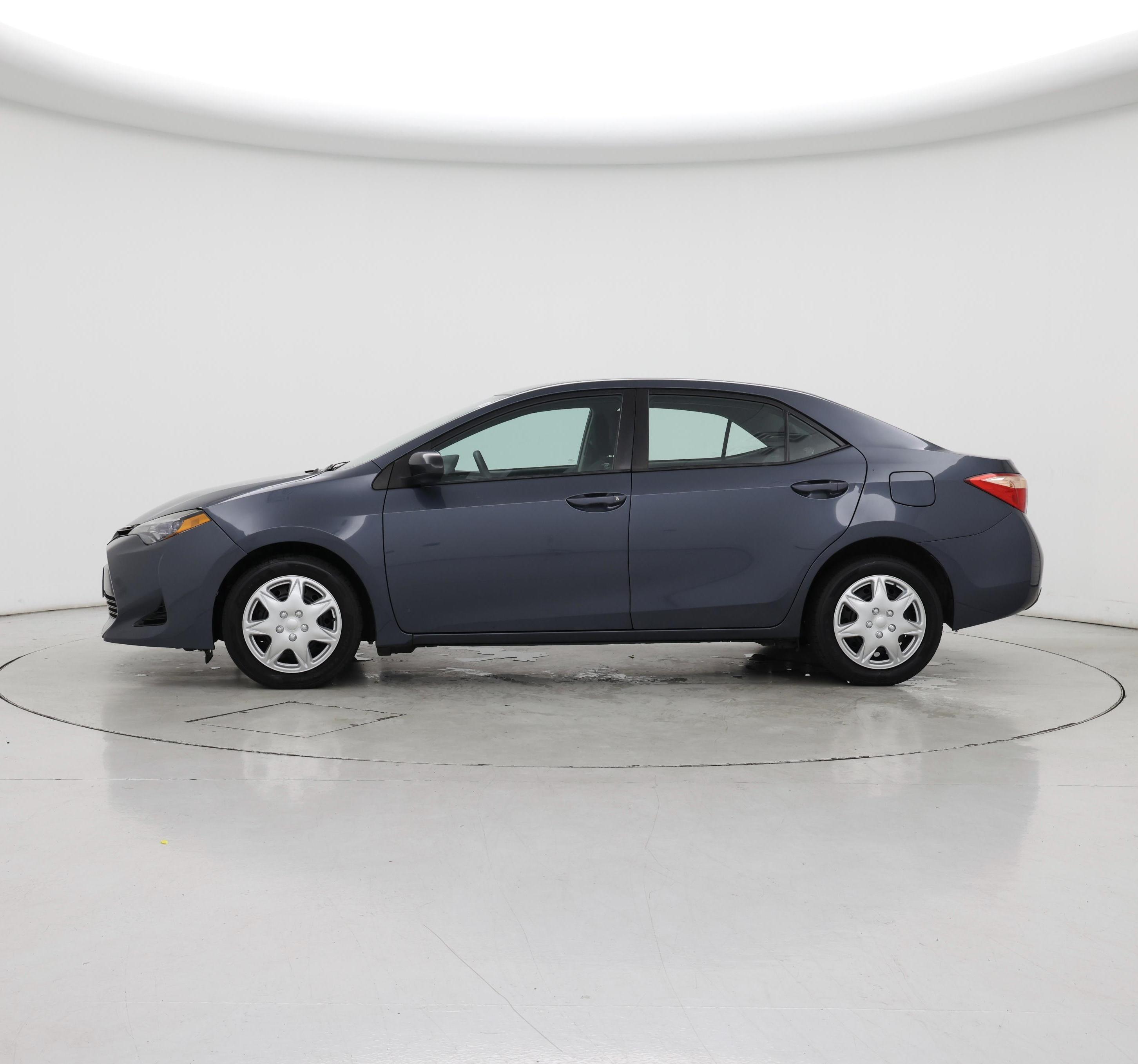 Thumbnail: 2017 Toyota Corolla - 3