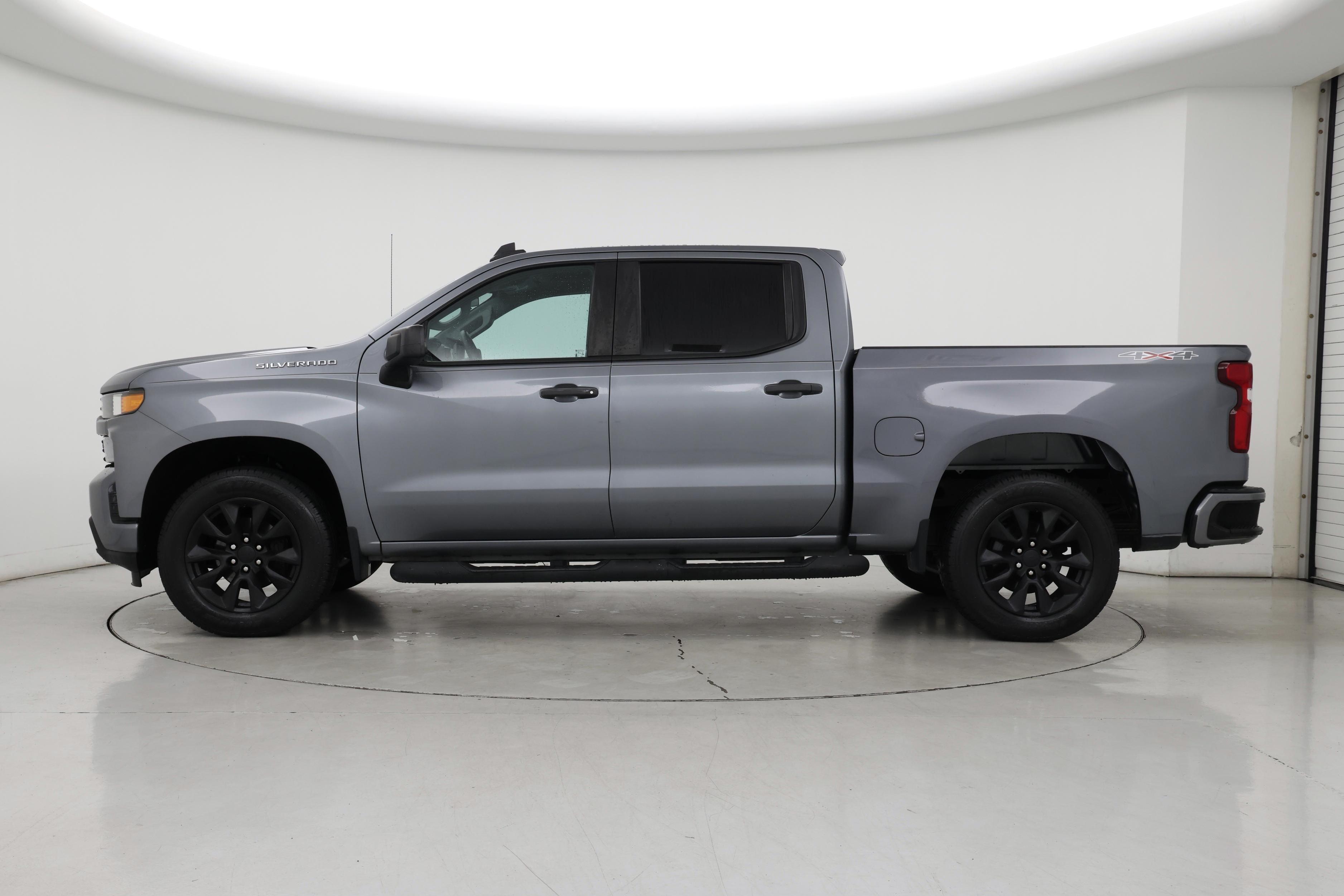 Thumbnail: 2020 Chevrolet Silverado 1500 - 3