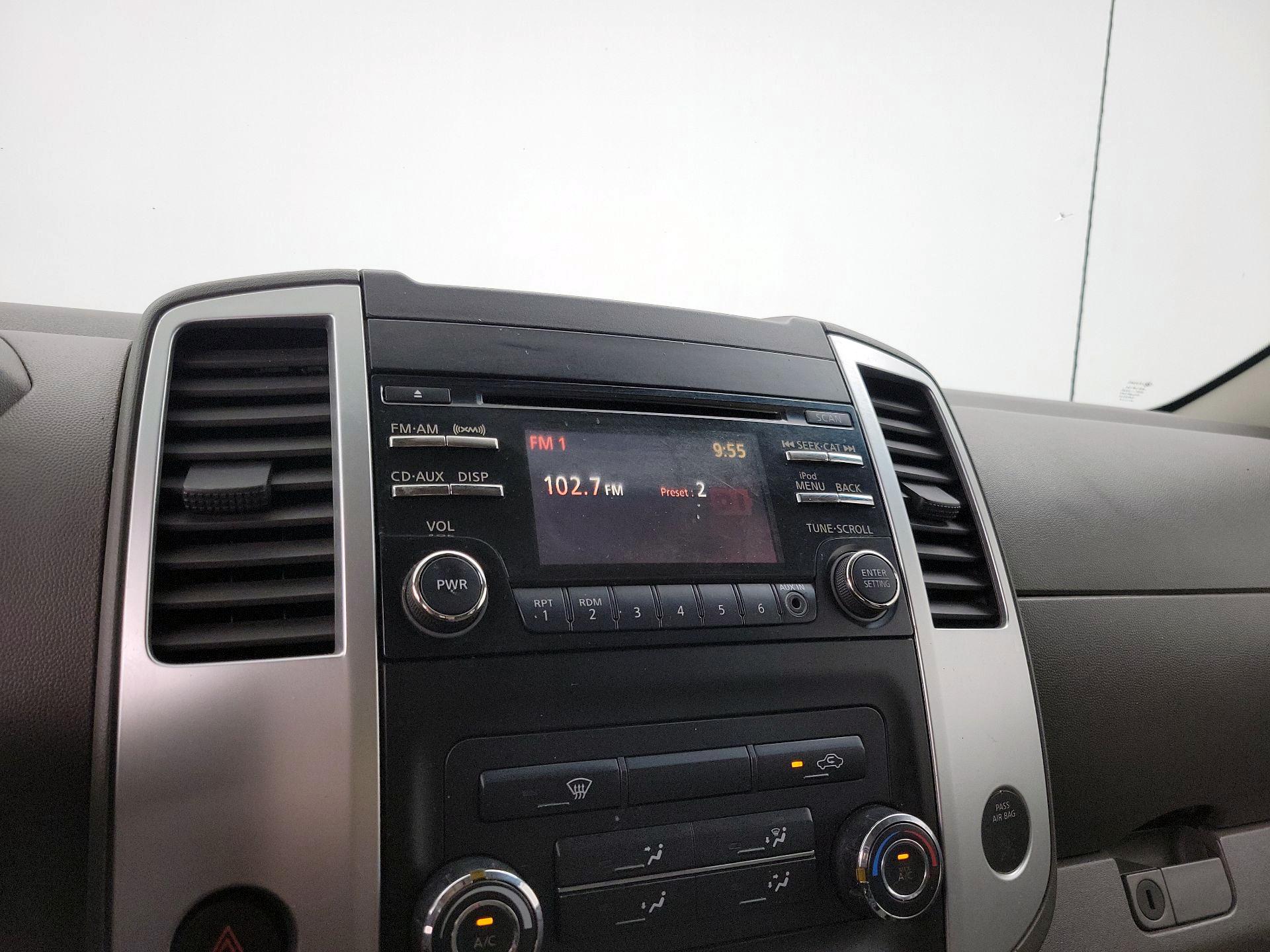 Thumbnail: 2014 Nissan Frontier - 14