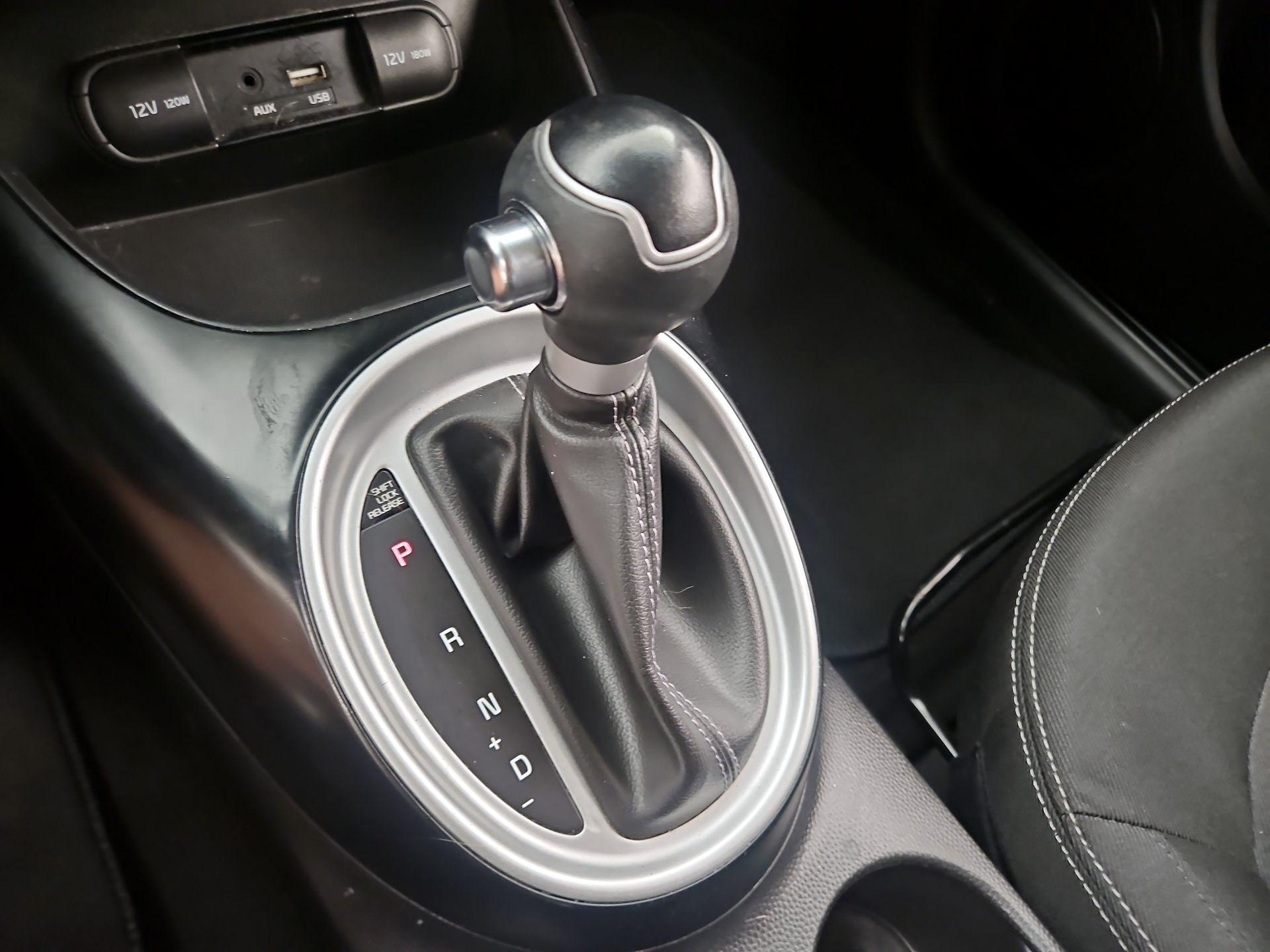 Thumbnail: 2019 Kia Soul - 17