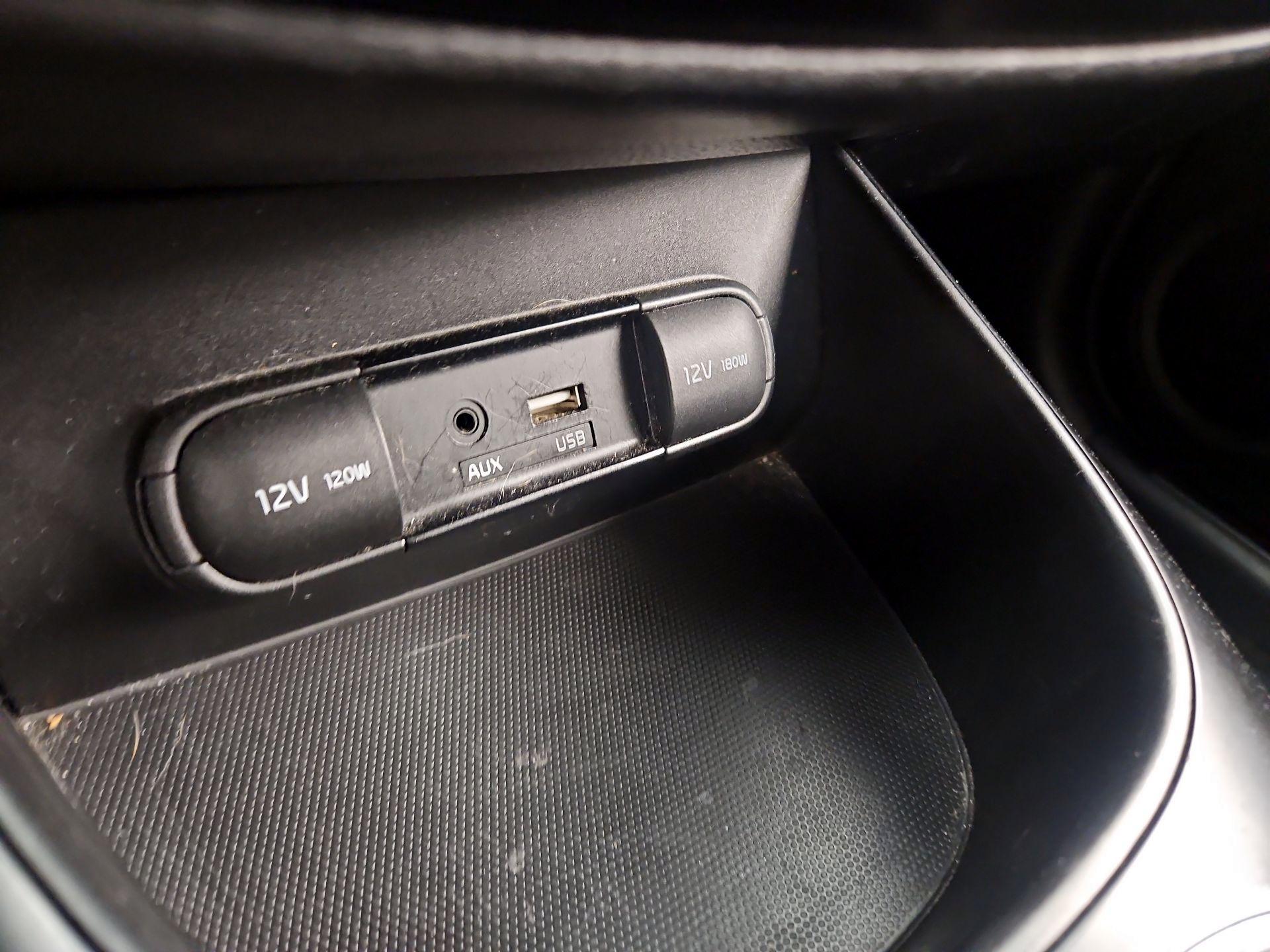 Thumbnail: 2019 Kia Soul - 18