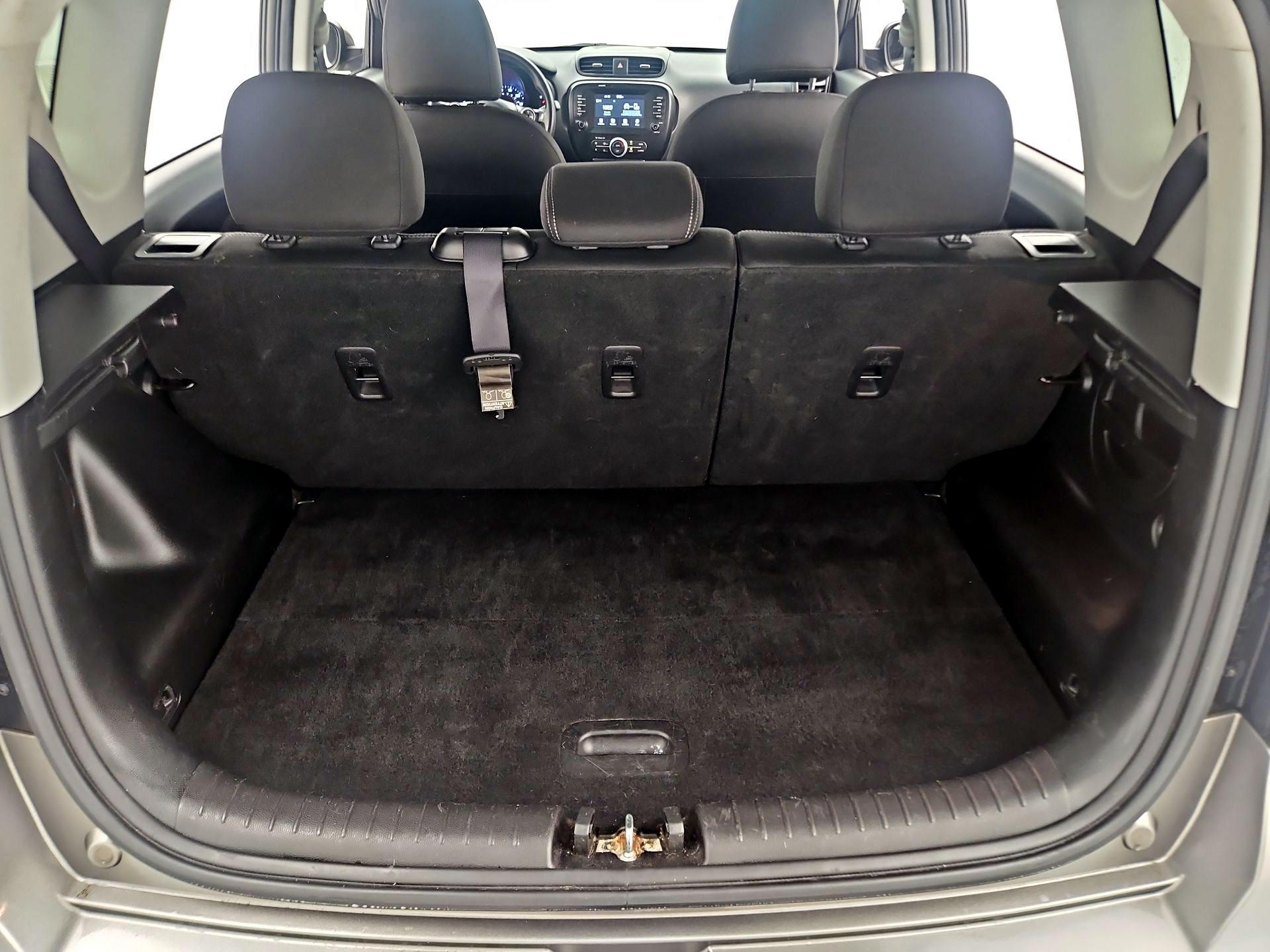 Thumbnail: 2019 Kia Soul - 20