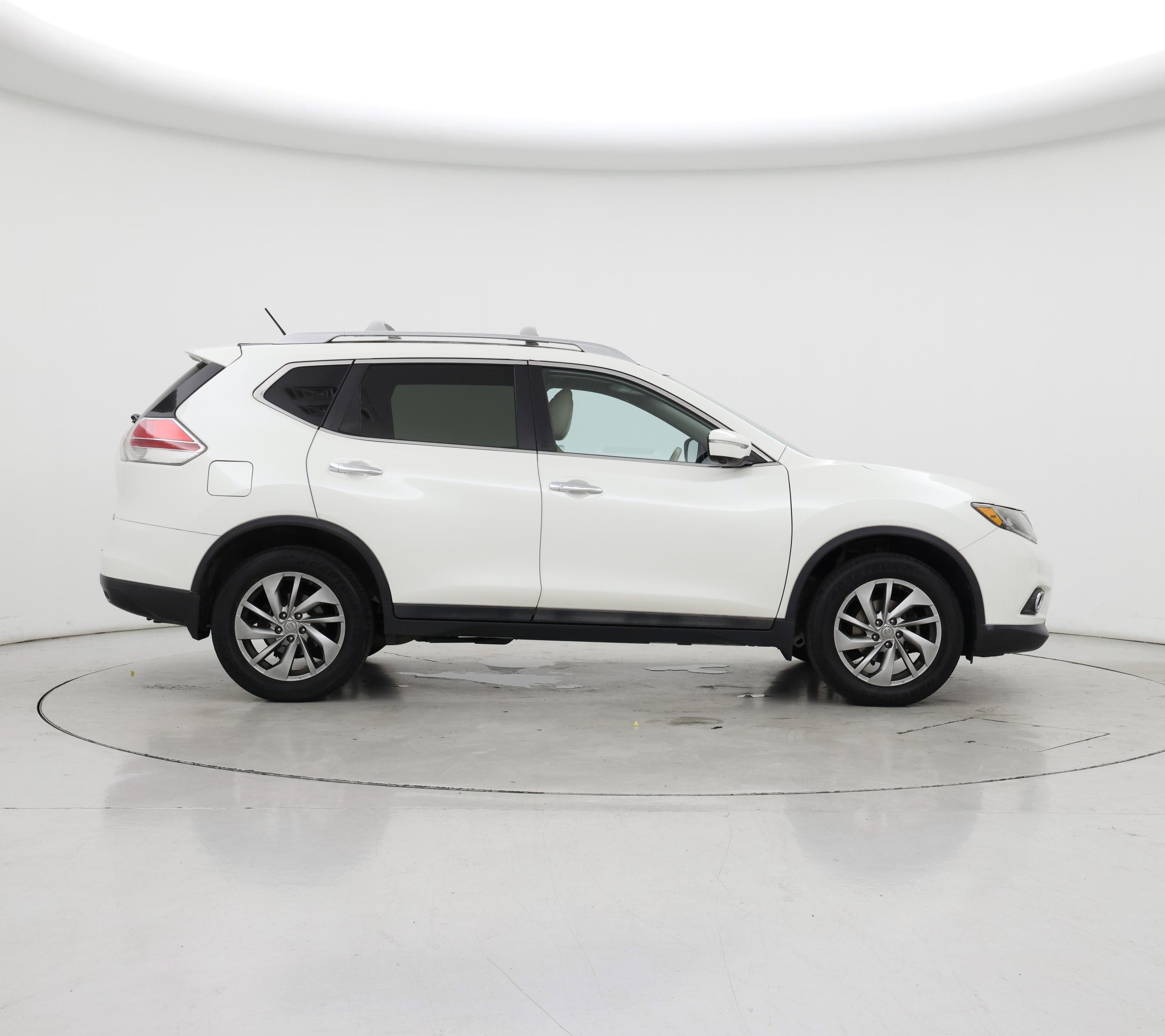 Thumbnail: 2015 Nissan Rogue - 7