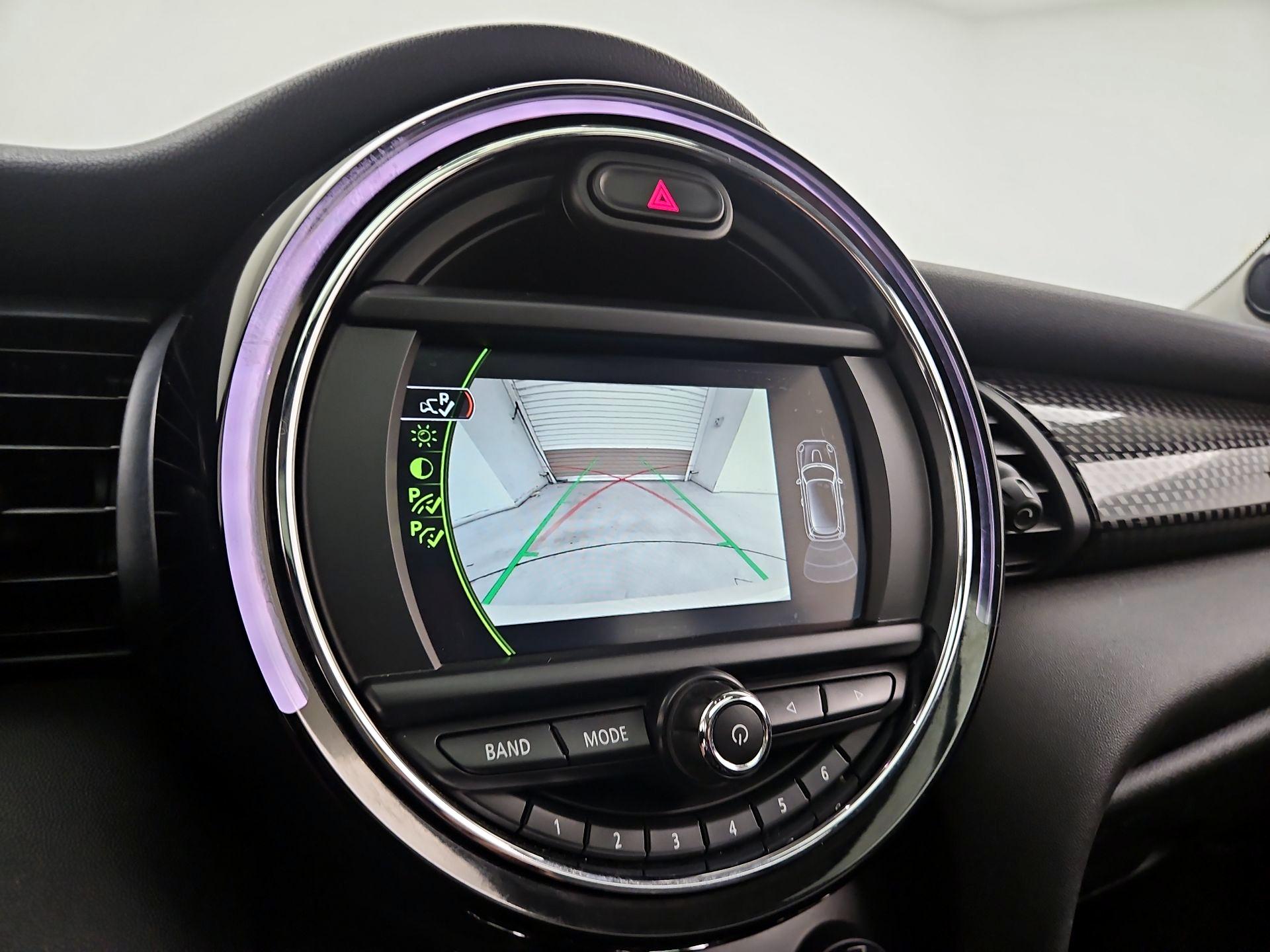 Thumbnail: 2018 MINI Cooper Hardtop - 14