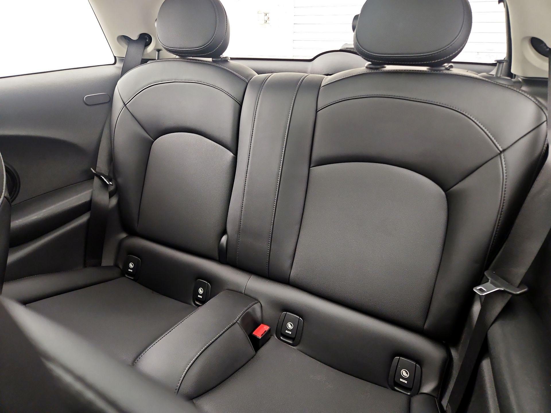 Thumbnail: 2018 MINI Cooper Hardtop - 20