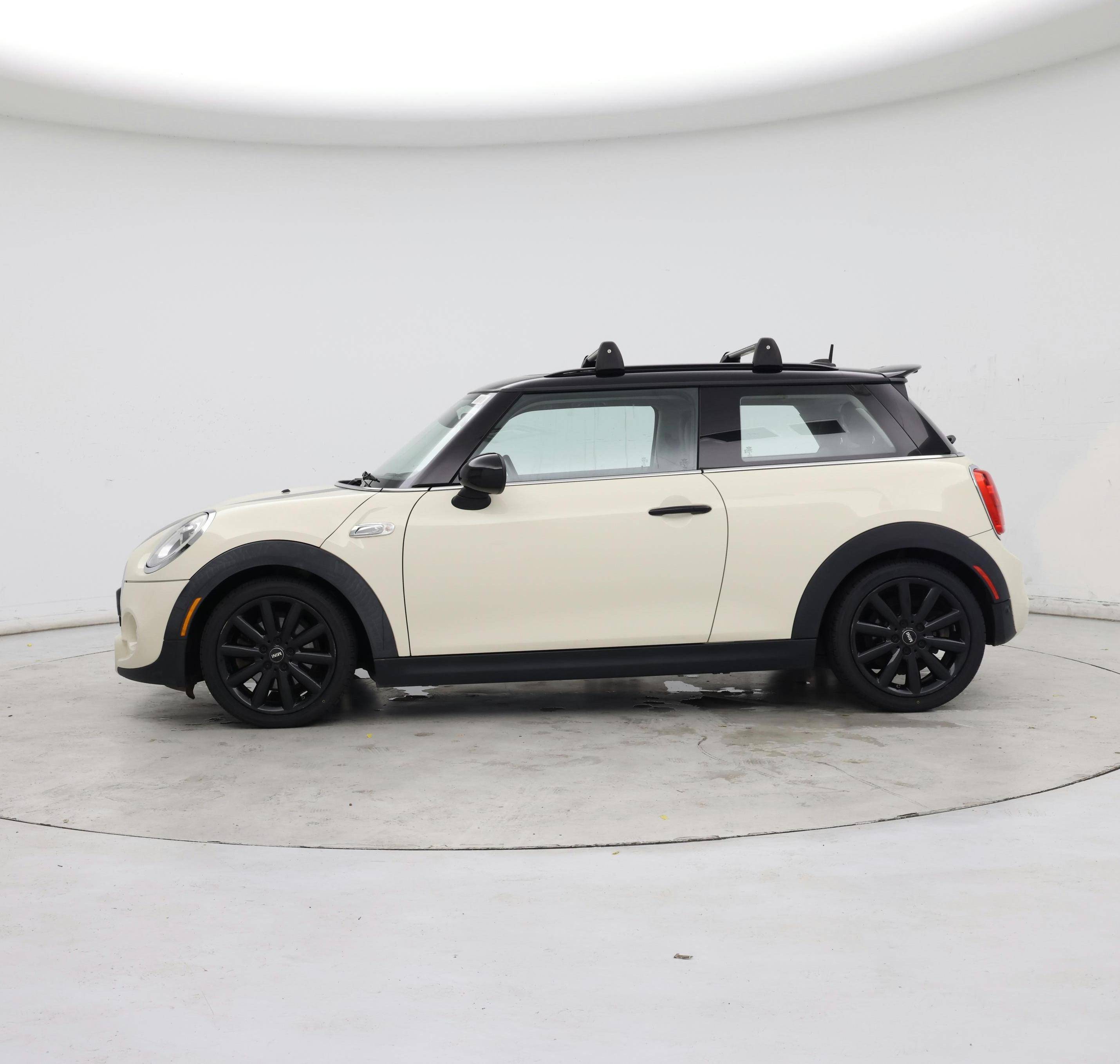 Thumbnail: 2018 MINI Cooper Hardtop - 3