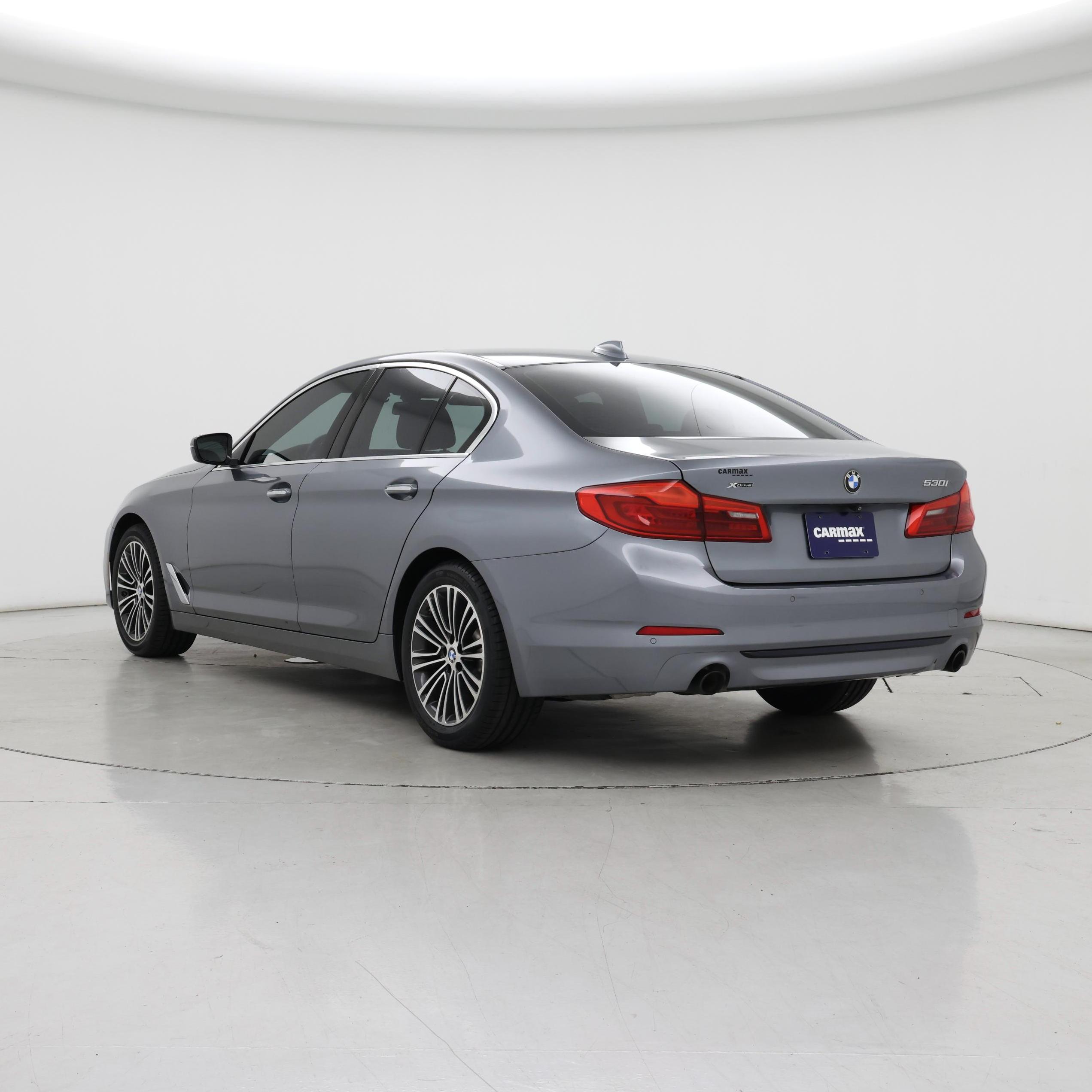 Thumbnail: 2018 BMW 5 Series - 2