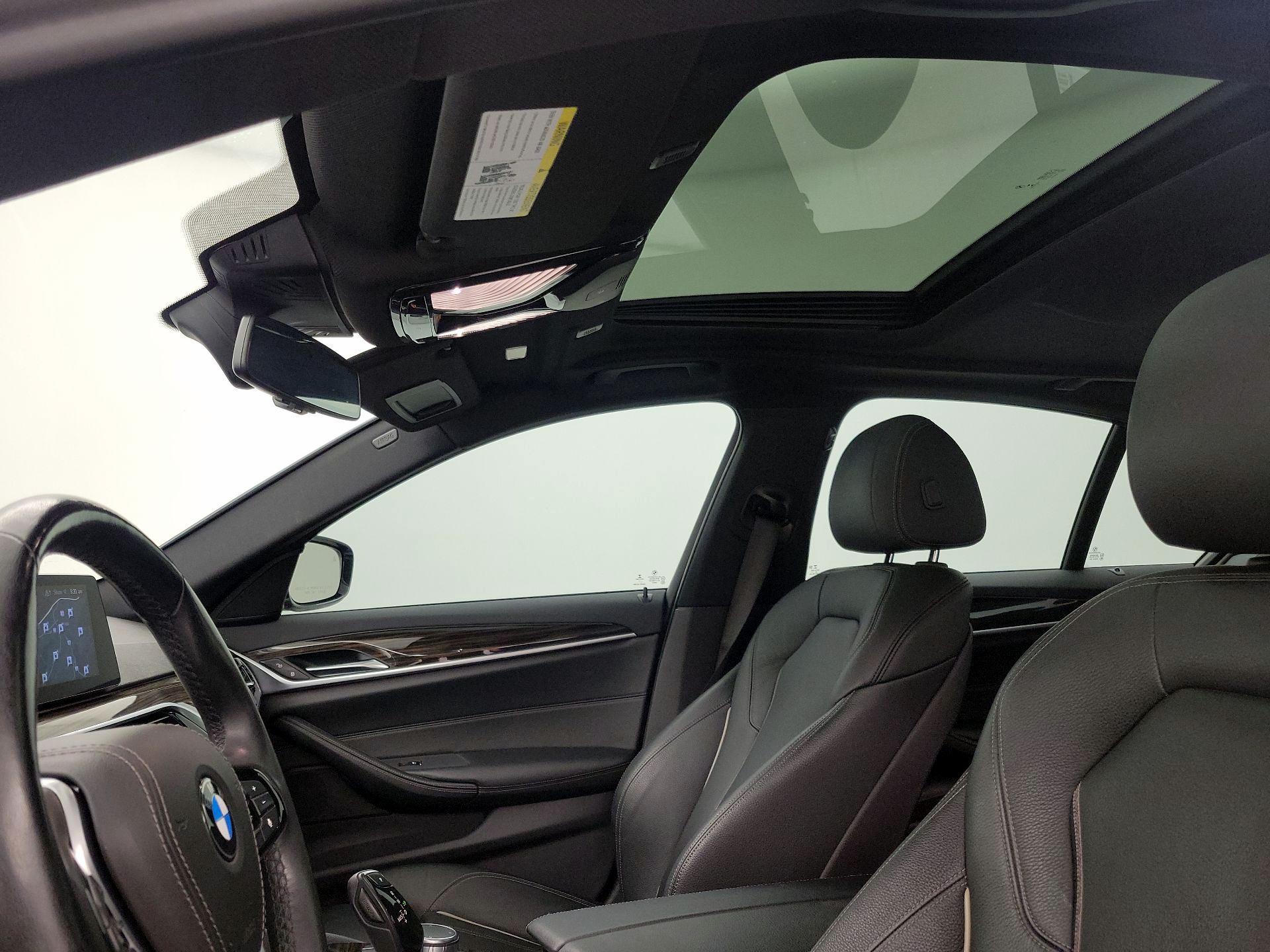 Thumbnail: 2018 BMW 5 Series - 20