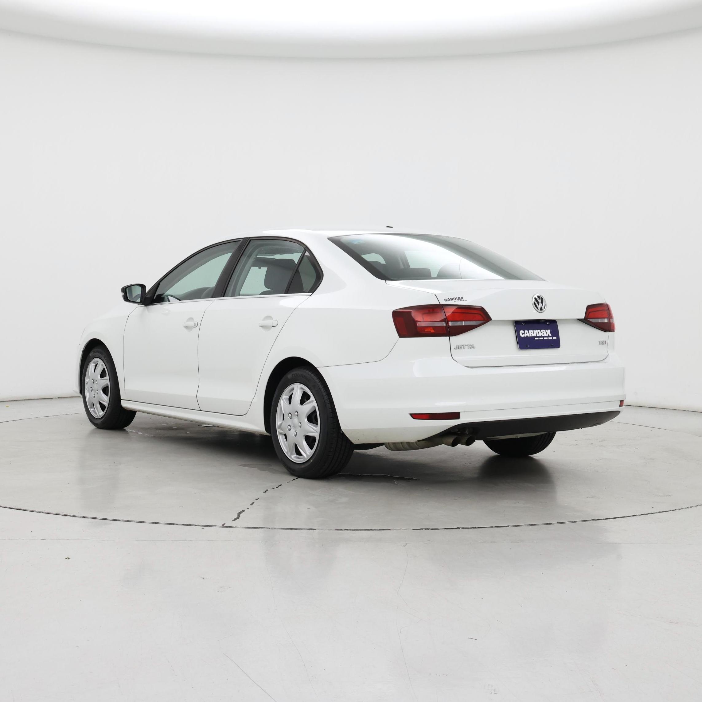Thumbnail: 2017 Volkswagen Jetta - 2