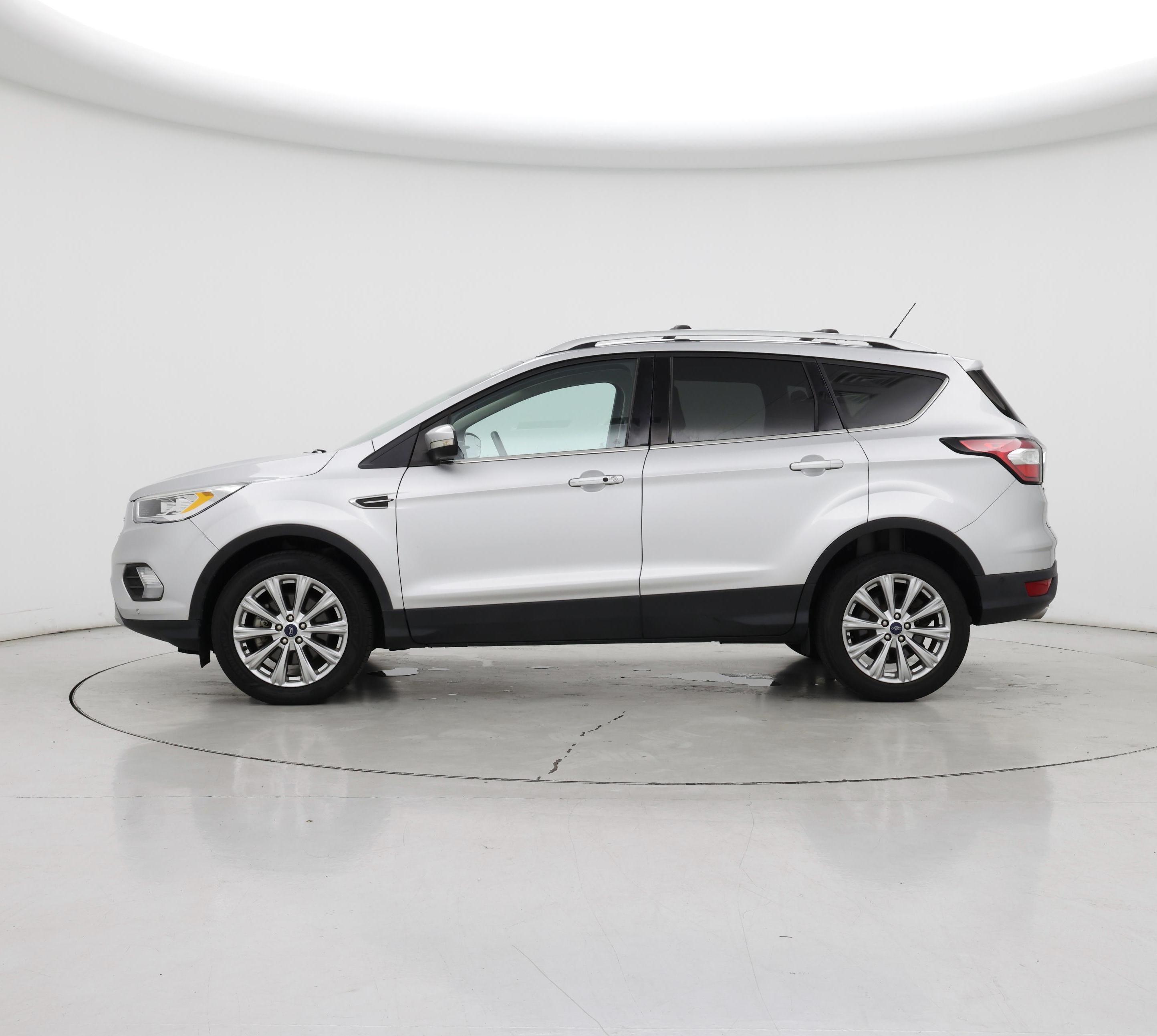 Thumbnail: 2018 Ford Escape - 3