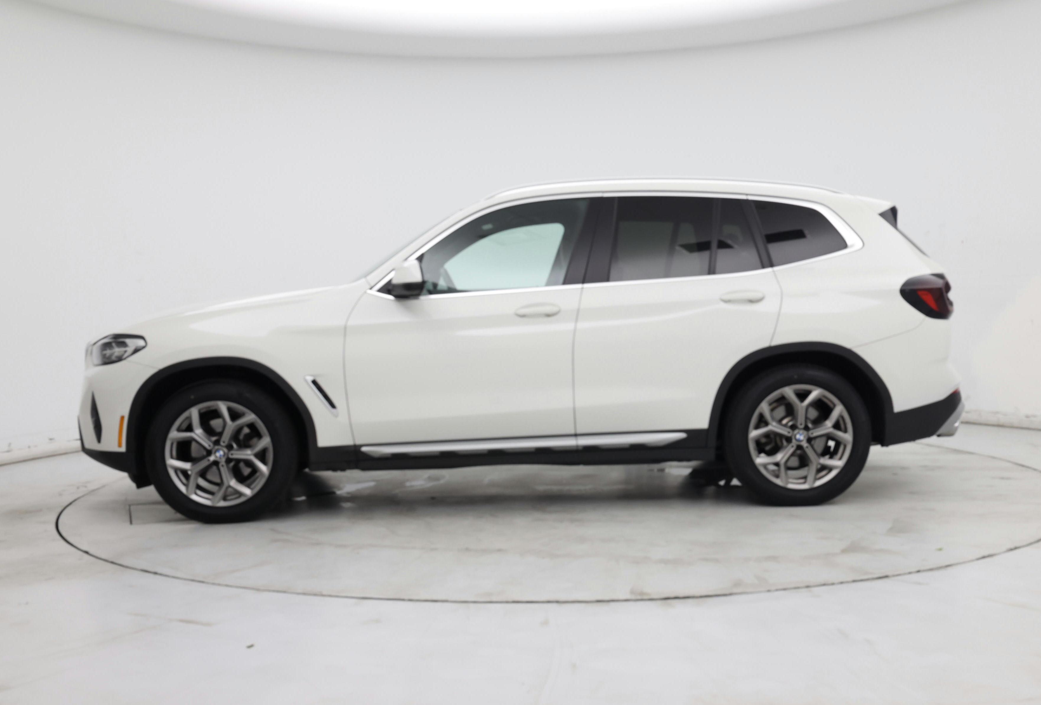 Thumbnail: 2022 BMW X3 - 3