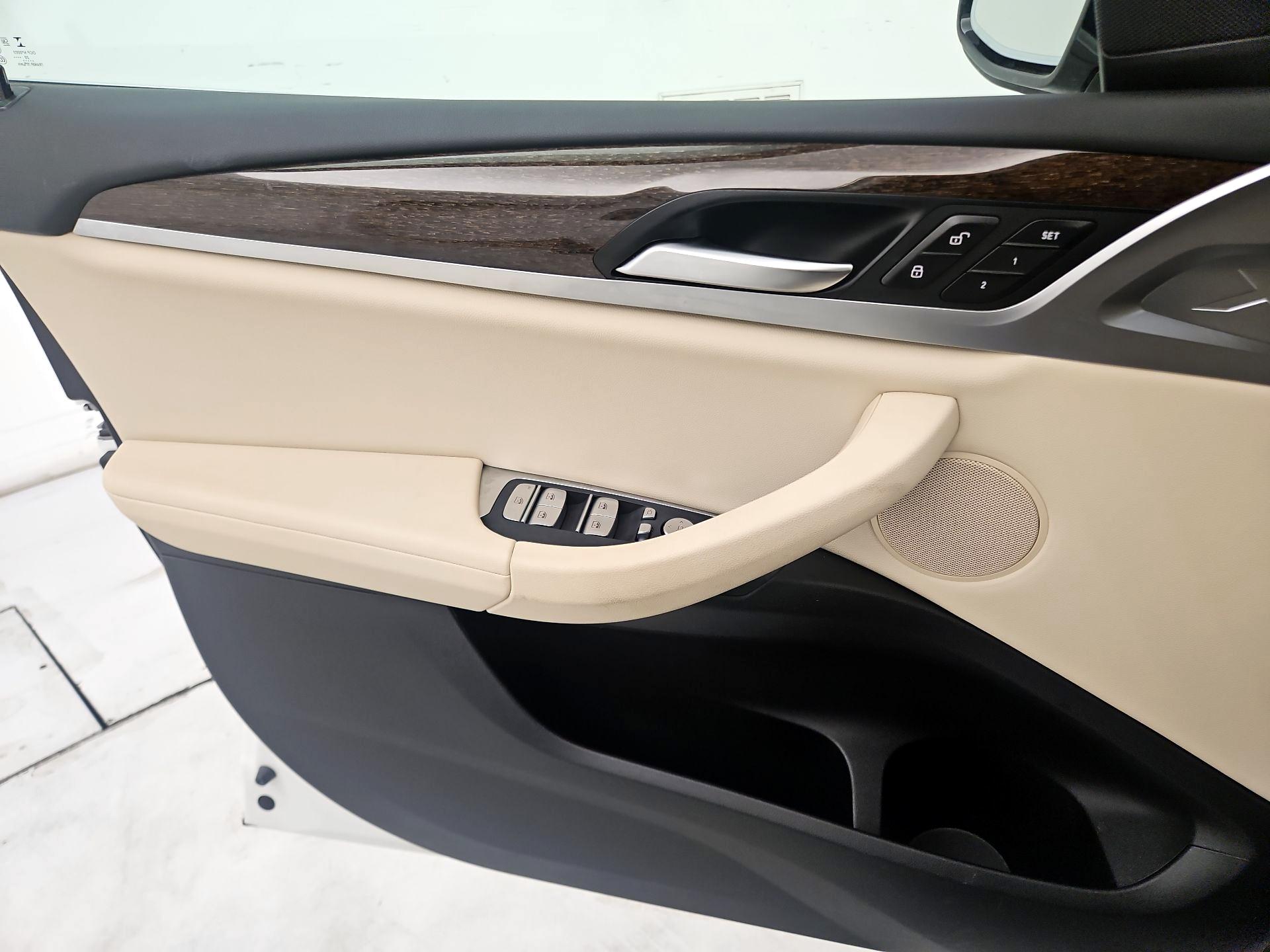 Thumbnail: 2021 BMW X3 - 12