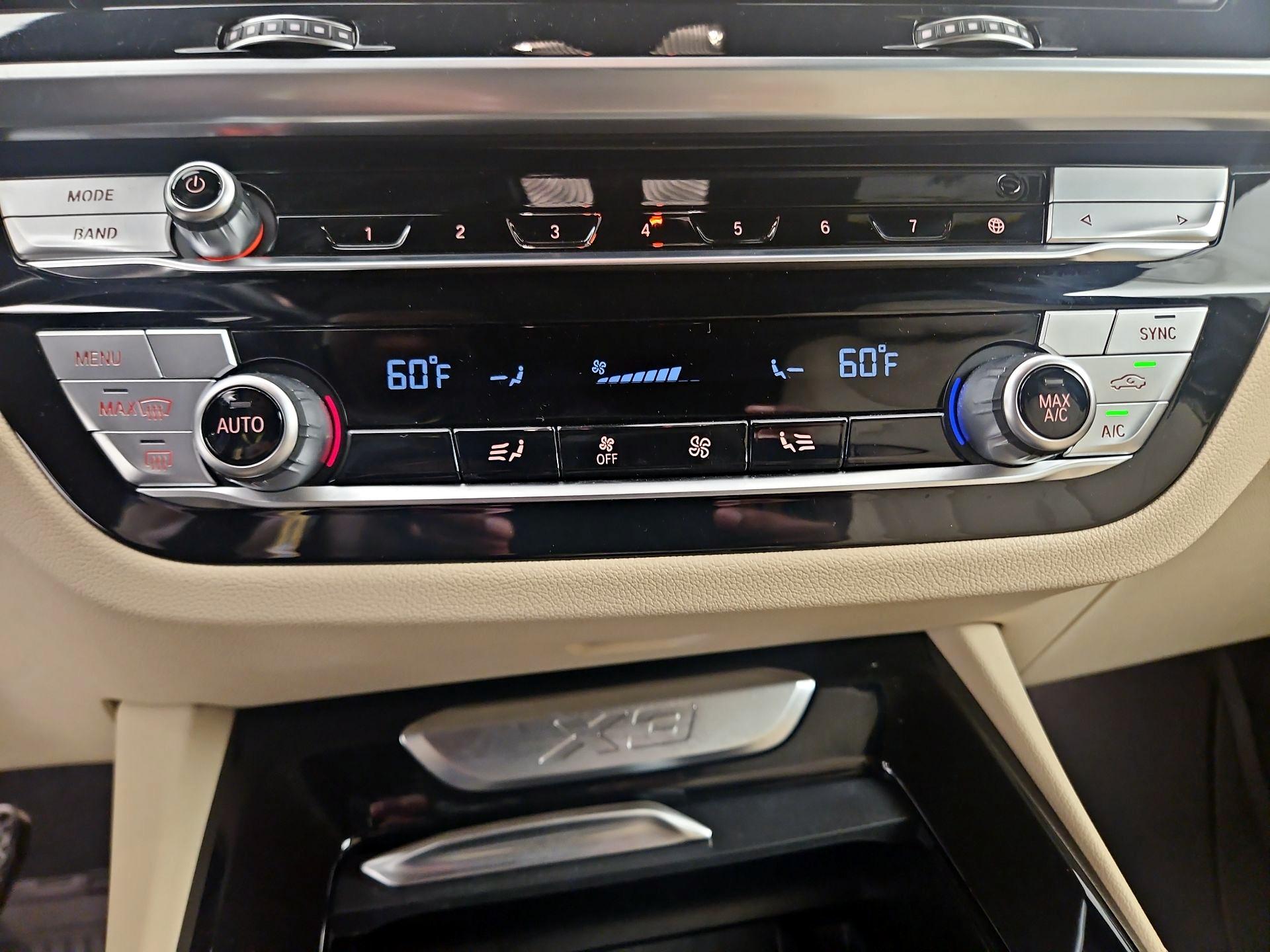 Thumbnail: 2021 BMW X3 - 16