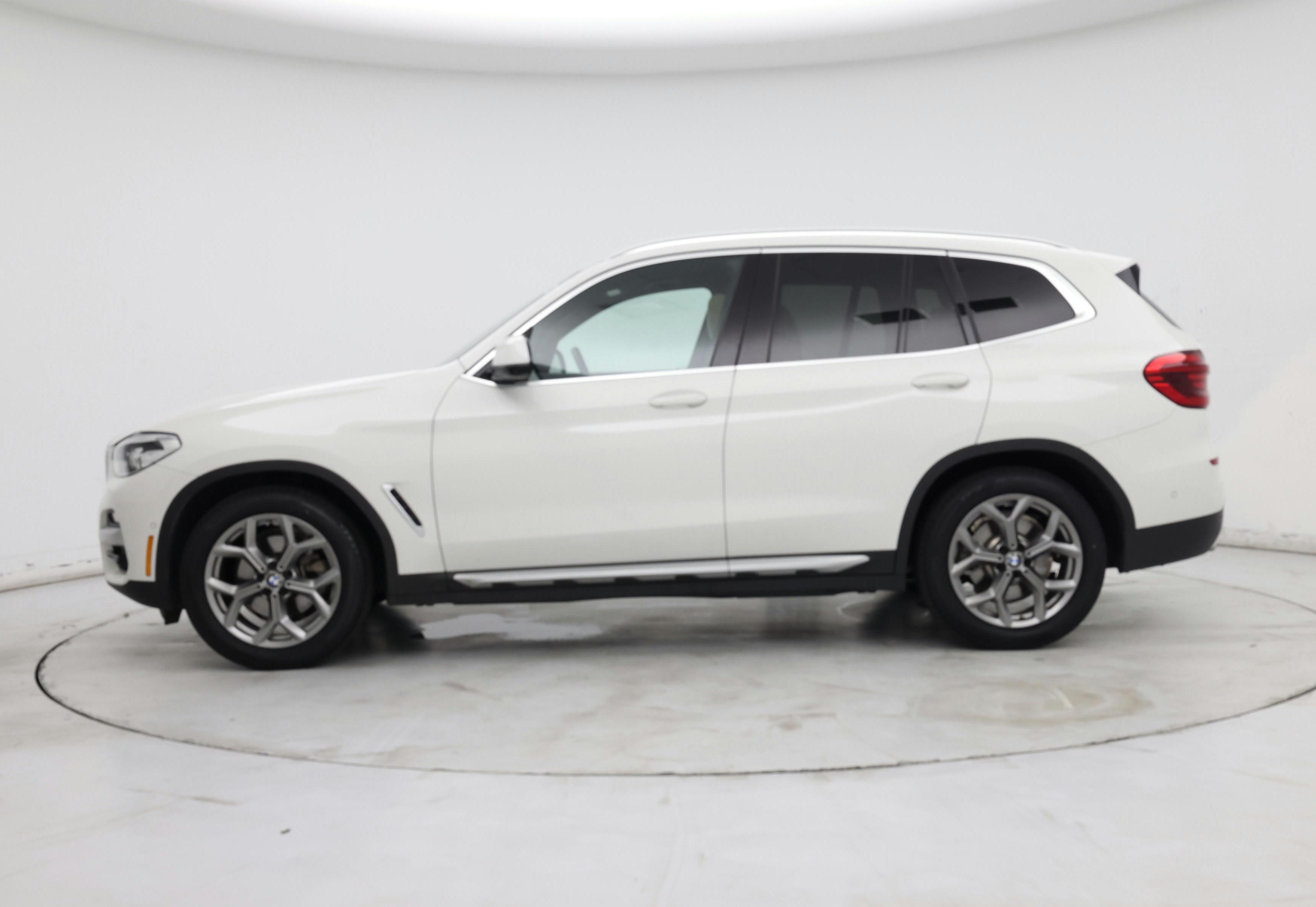 Thumbnail: 2021 BMW X3 - 3