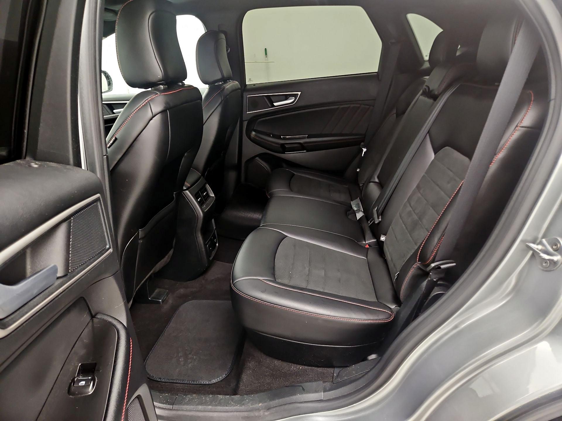 Thumbnail: 2020 Ford Edge - 19