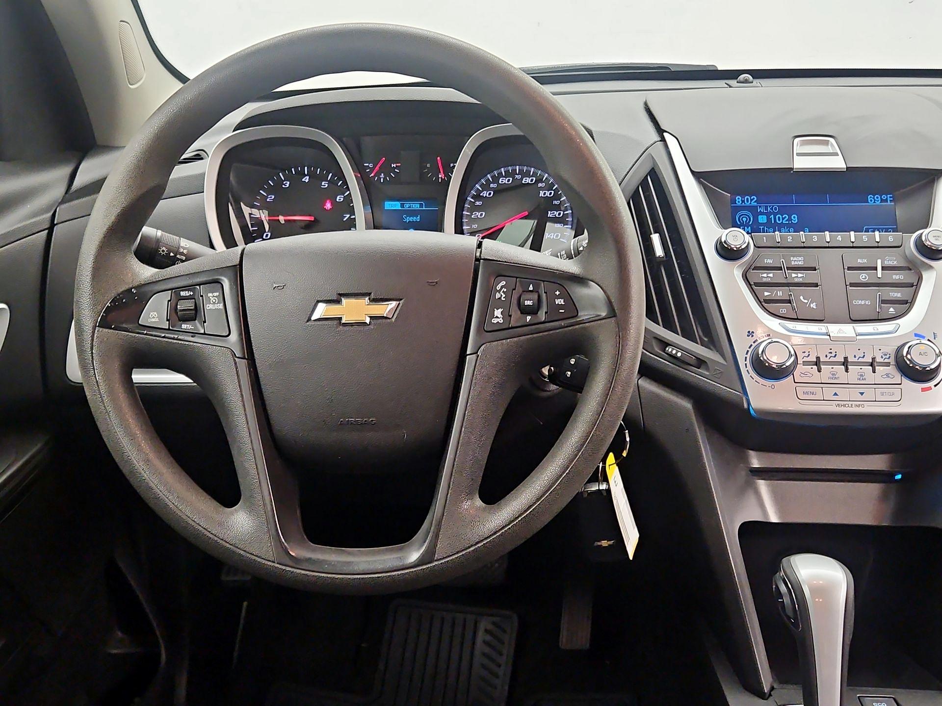 Thumbnail: 2013 Chevrolet Equinox - 10
