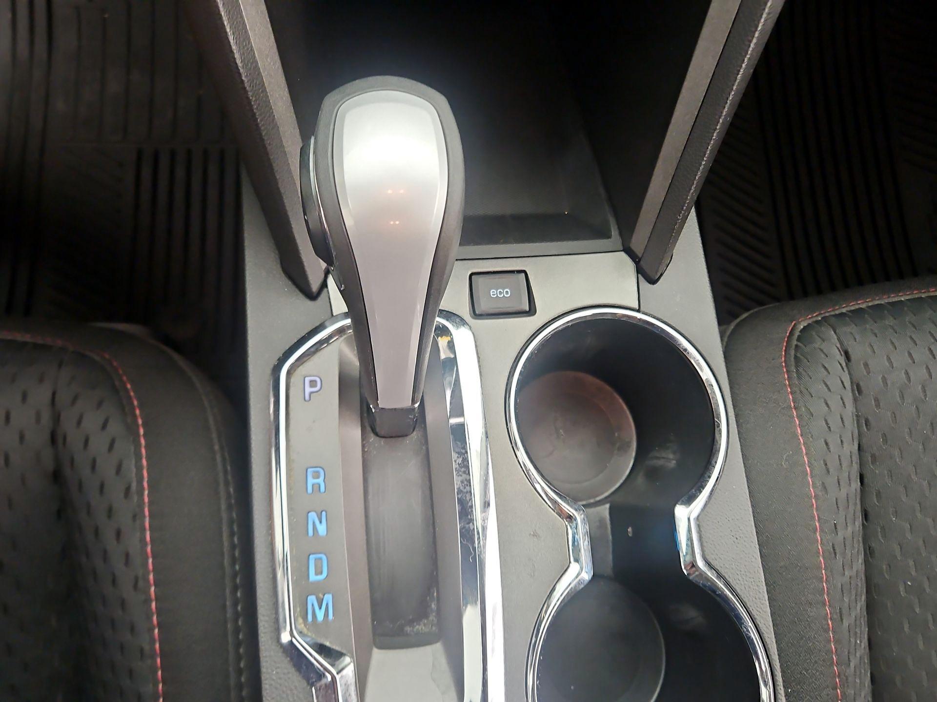 Thumbnail: 2013 Chevrolet Equinox - 16