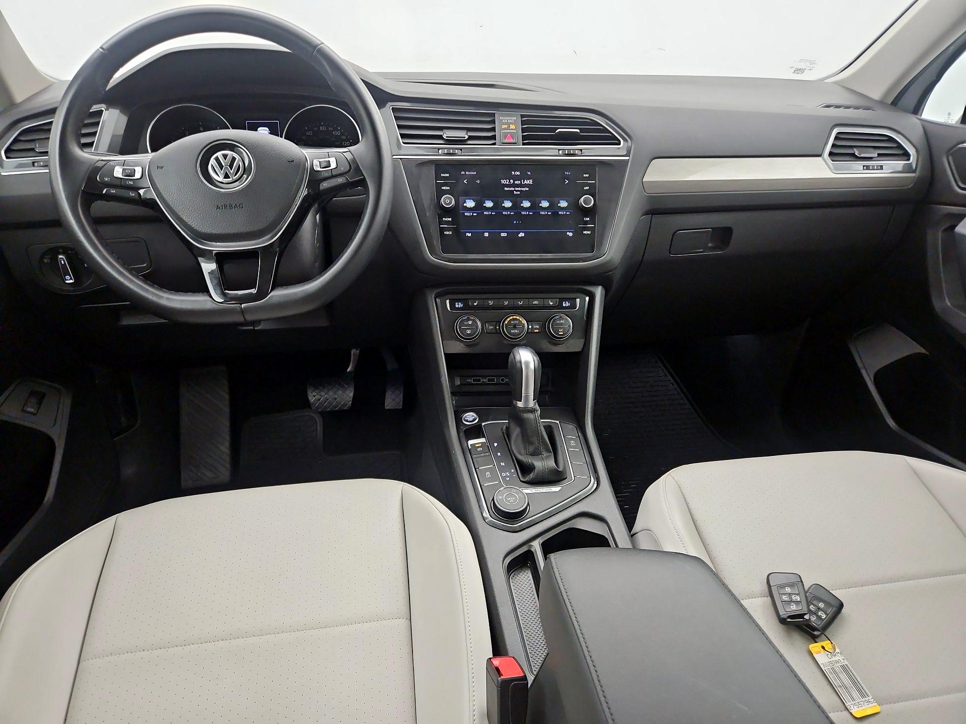 Thumbnail: 2018 Volkswagen Tiguan - 9