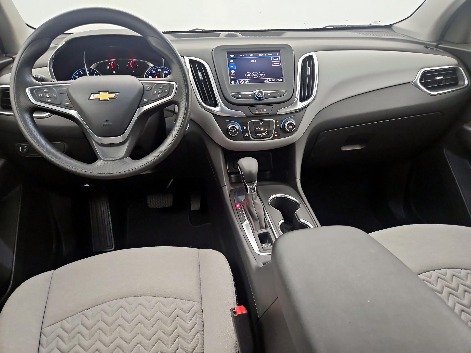 Thumbnail: 2022 Chevrolet Equinox - 9