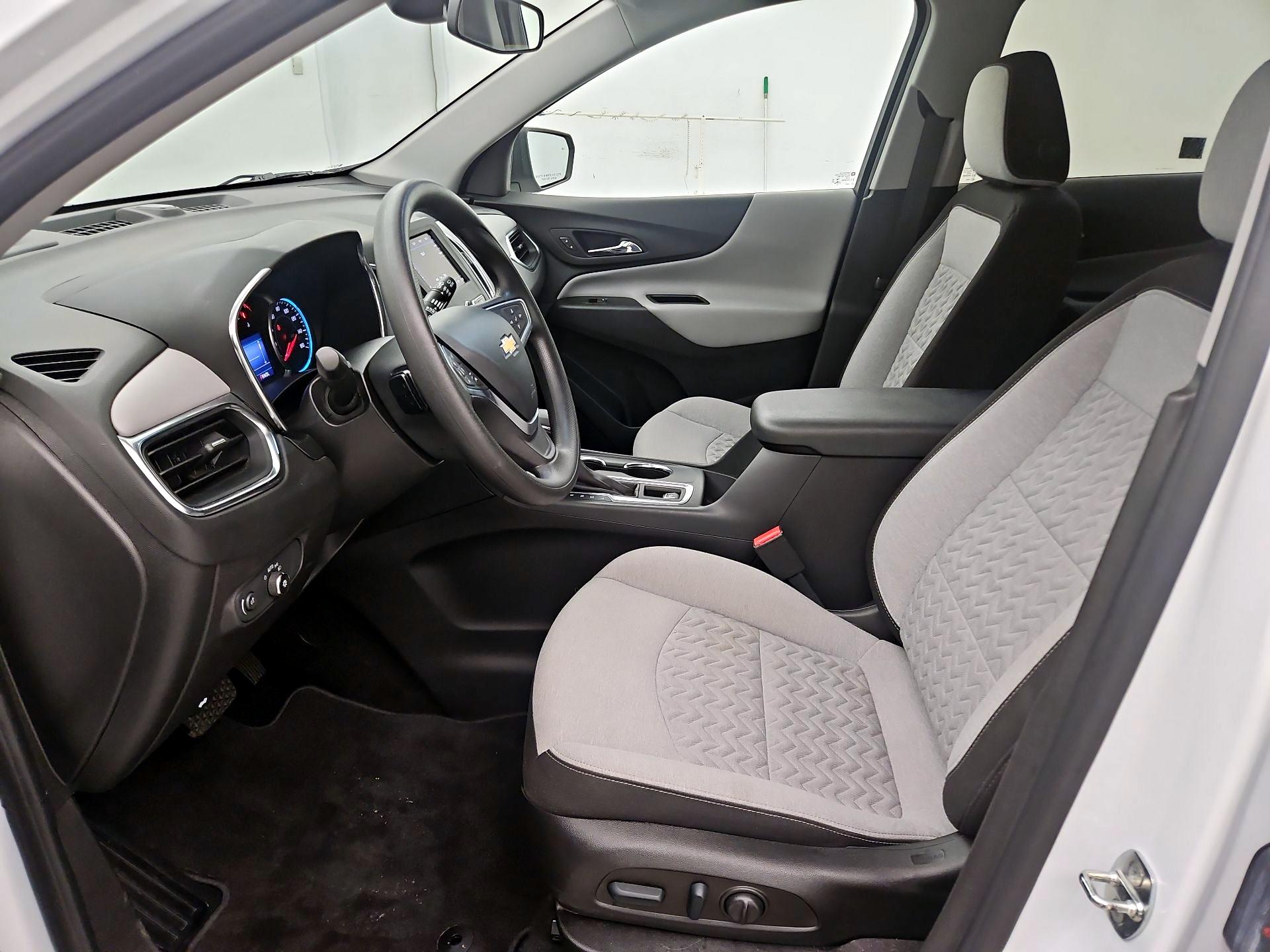 Thumbnail: 2022 Chevrolet Equinox - 11
