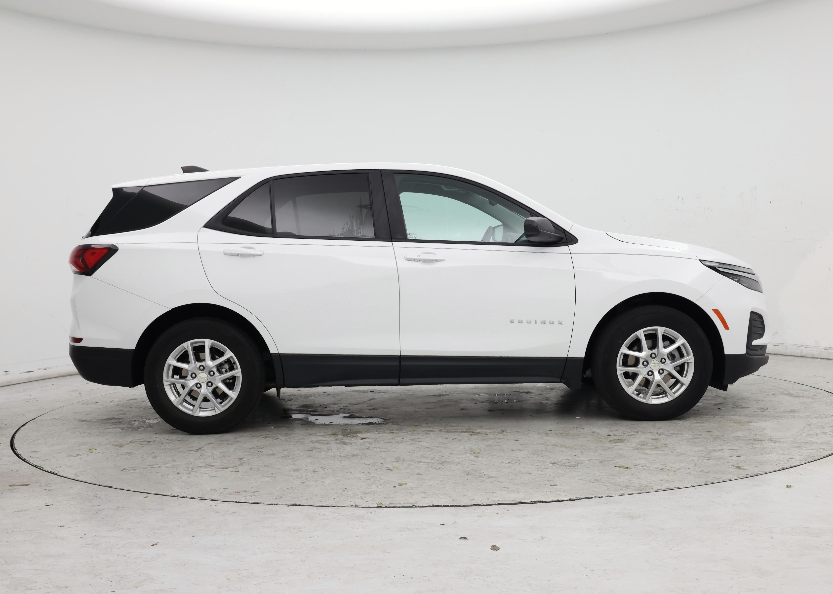 Thumbnail: 2022 Chevrolet Equinox - 7