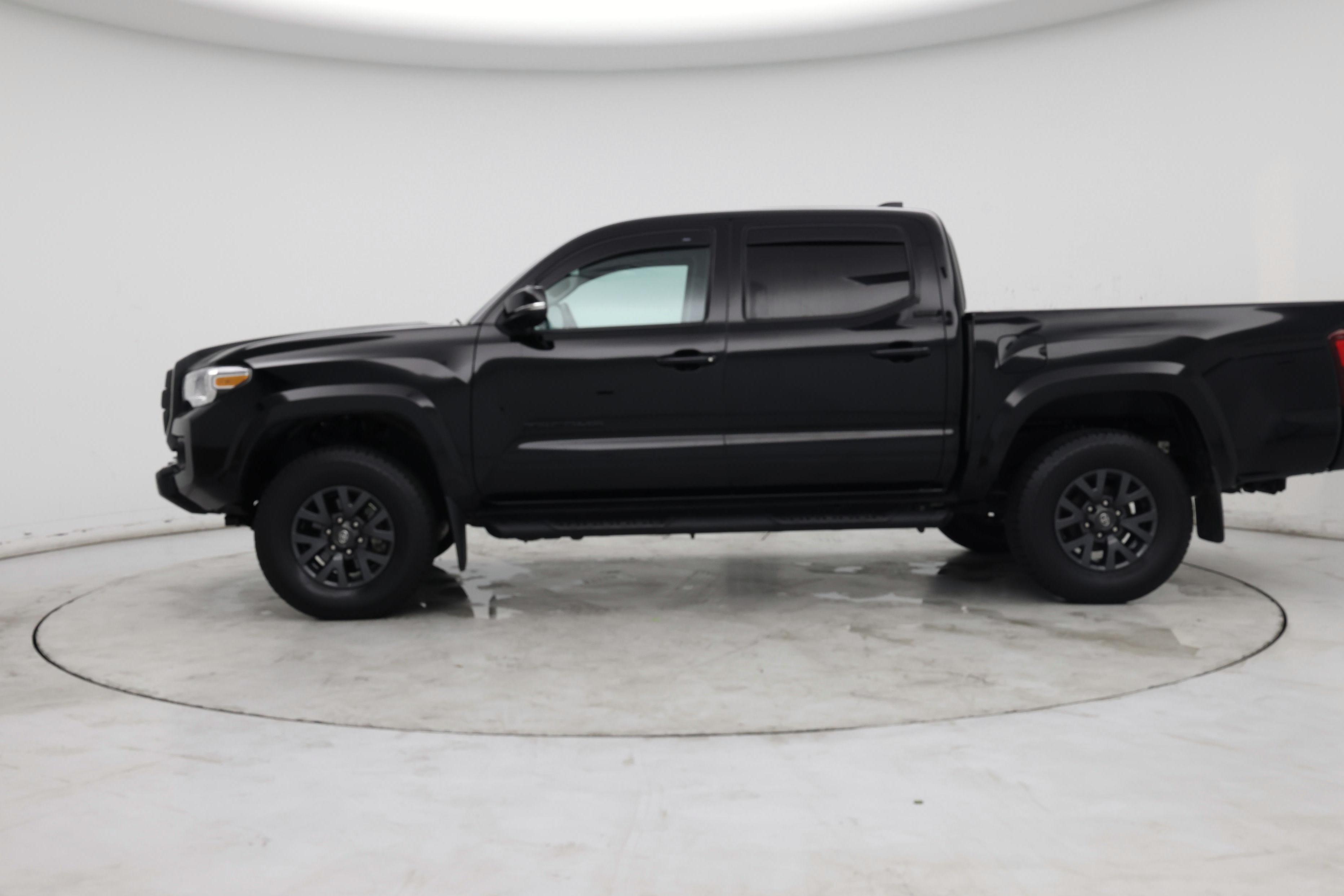 Thumbnail: 2023 Toyota Tacoma - 3