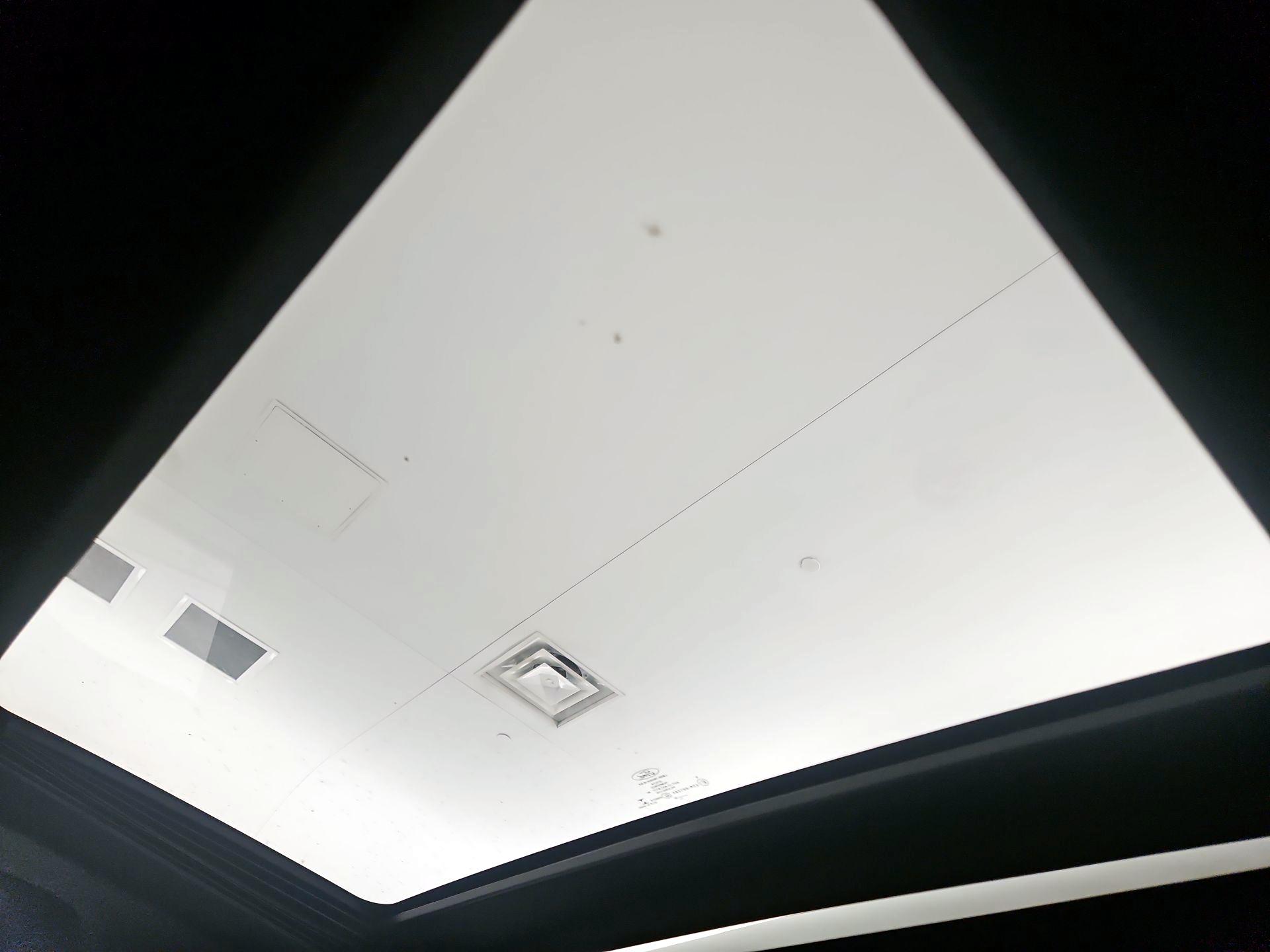 Thumbnail: 2020 Ford Explorer - 20