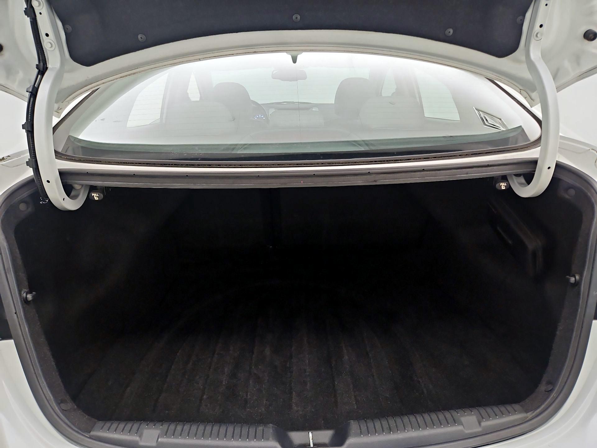 Thumbnail: 2014 Hyundai Elantra - 20