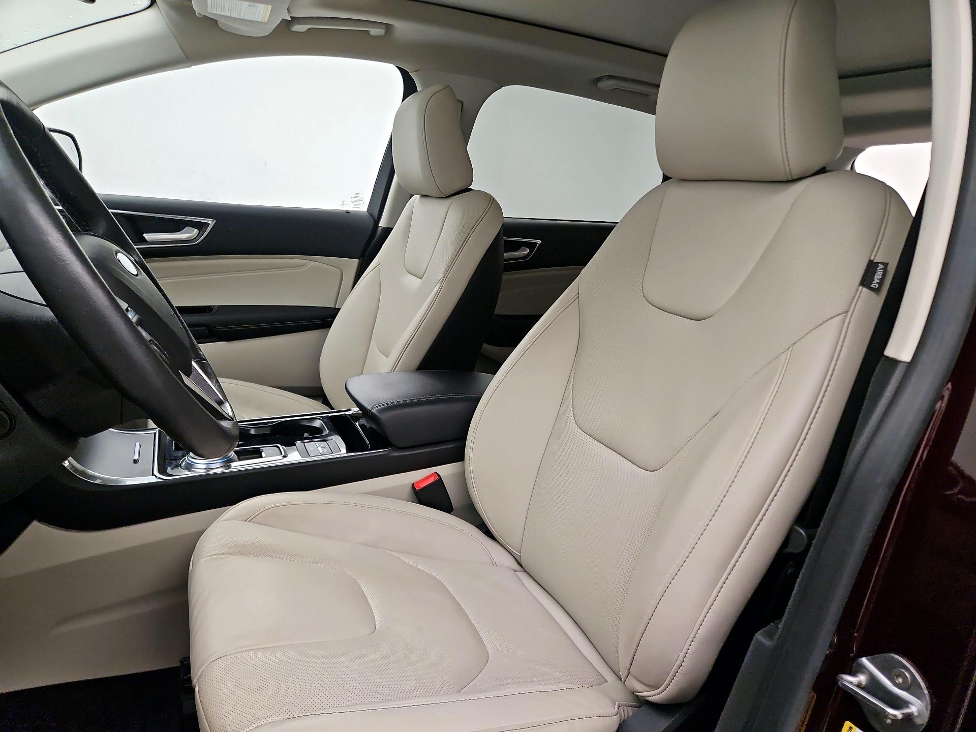 Thumbnail: 2020 Ford Edge - 11