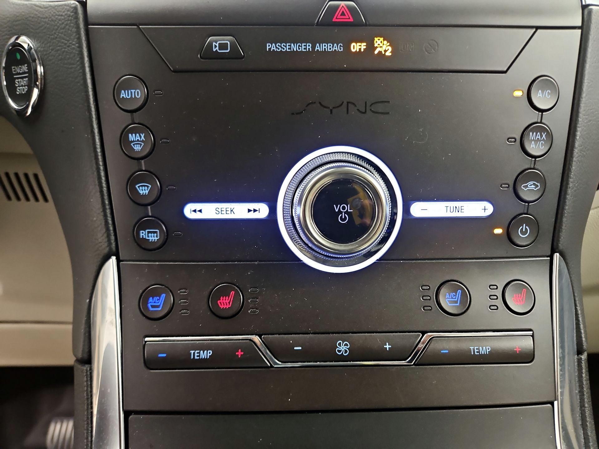 Thumbnail: 2020 Ford Edge - 16