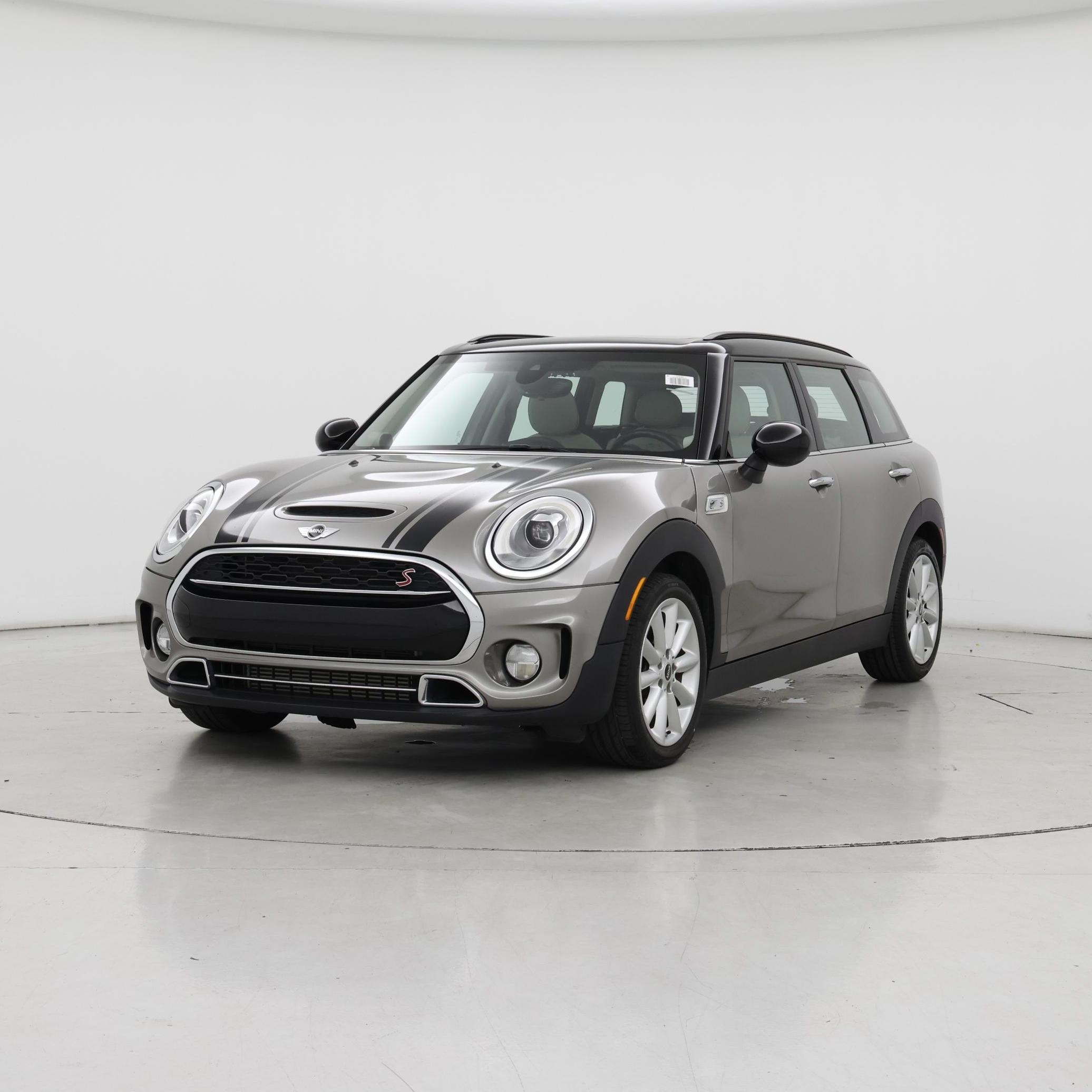Thumbnail: 2017 MINI Cooper Clubman - 4