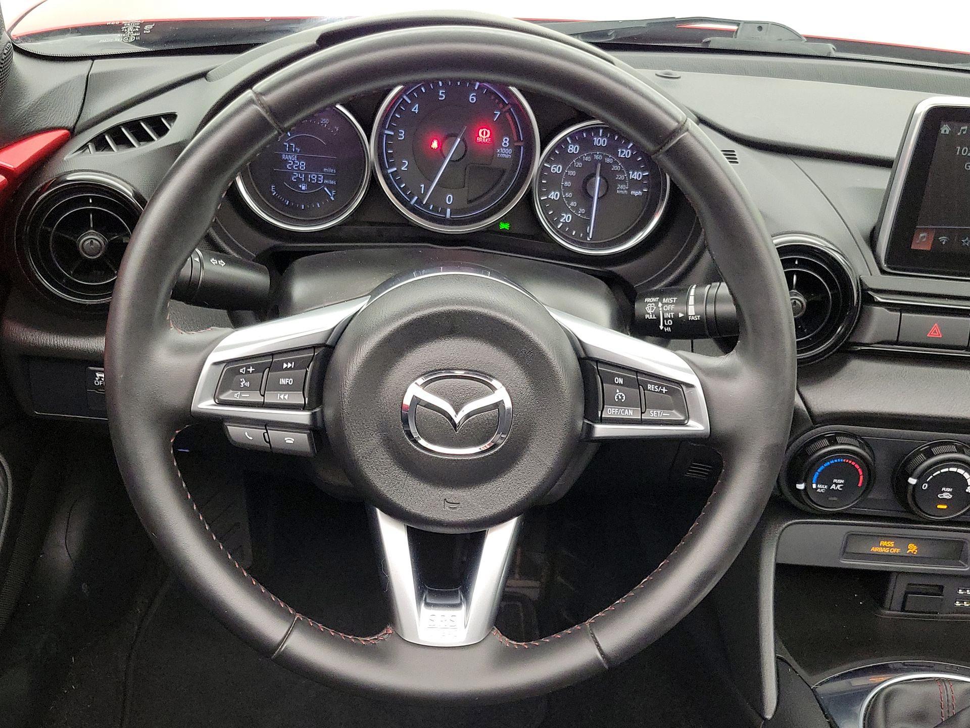 Thumbnail: 2016 Mazda MX-5 Miata - 10