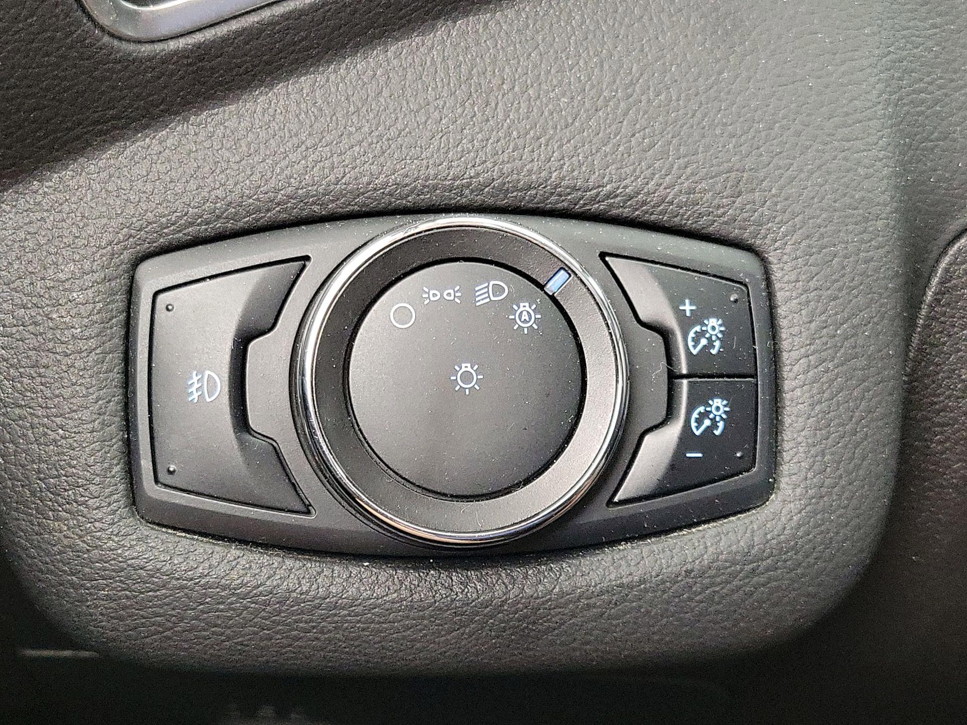 Thumbnail: 2013 Ford C-Max - 13