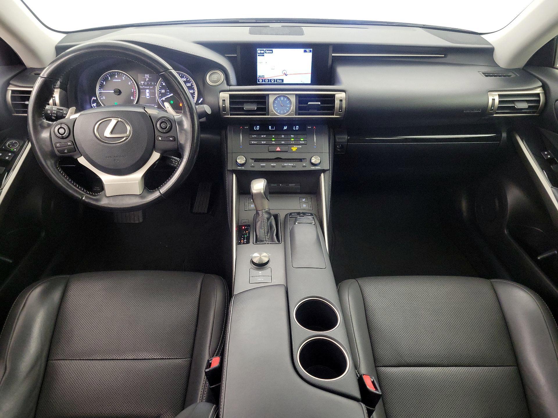 Thumbnail: 2016 Lexus IS - 9