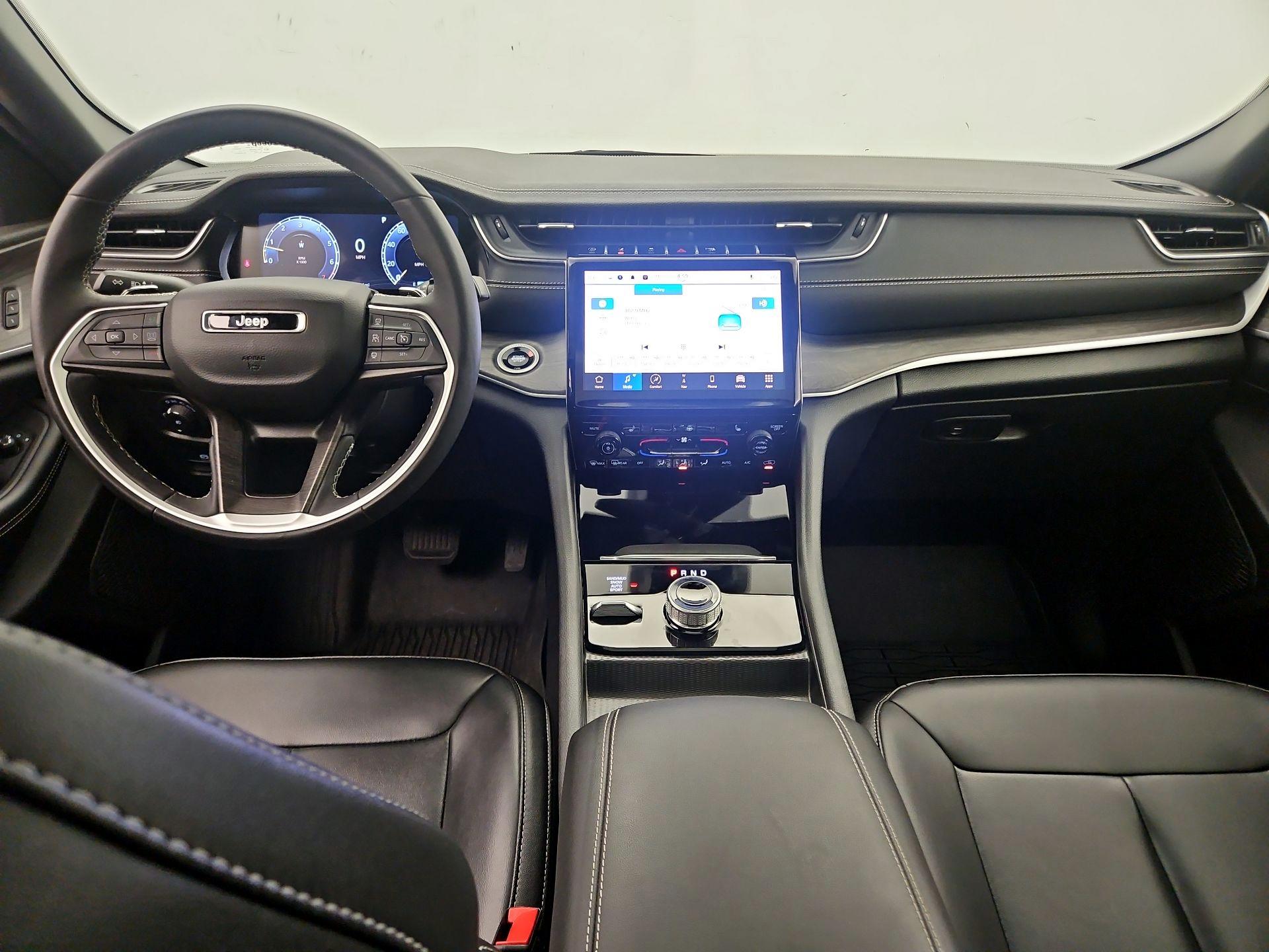 Thumbnail: 2024 Jeep Grand Cherokee - 9