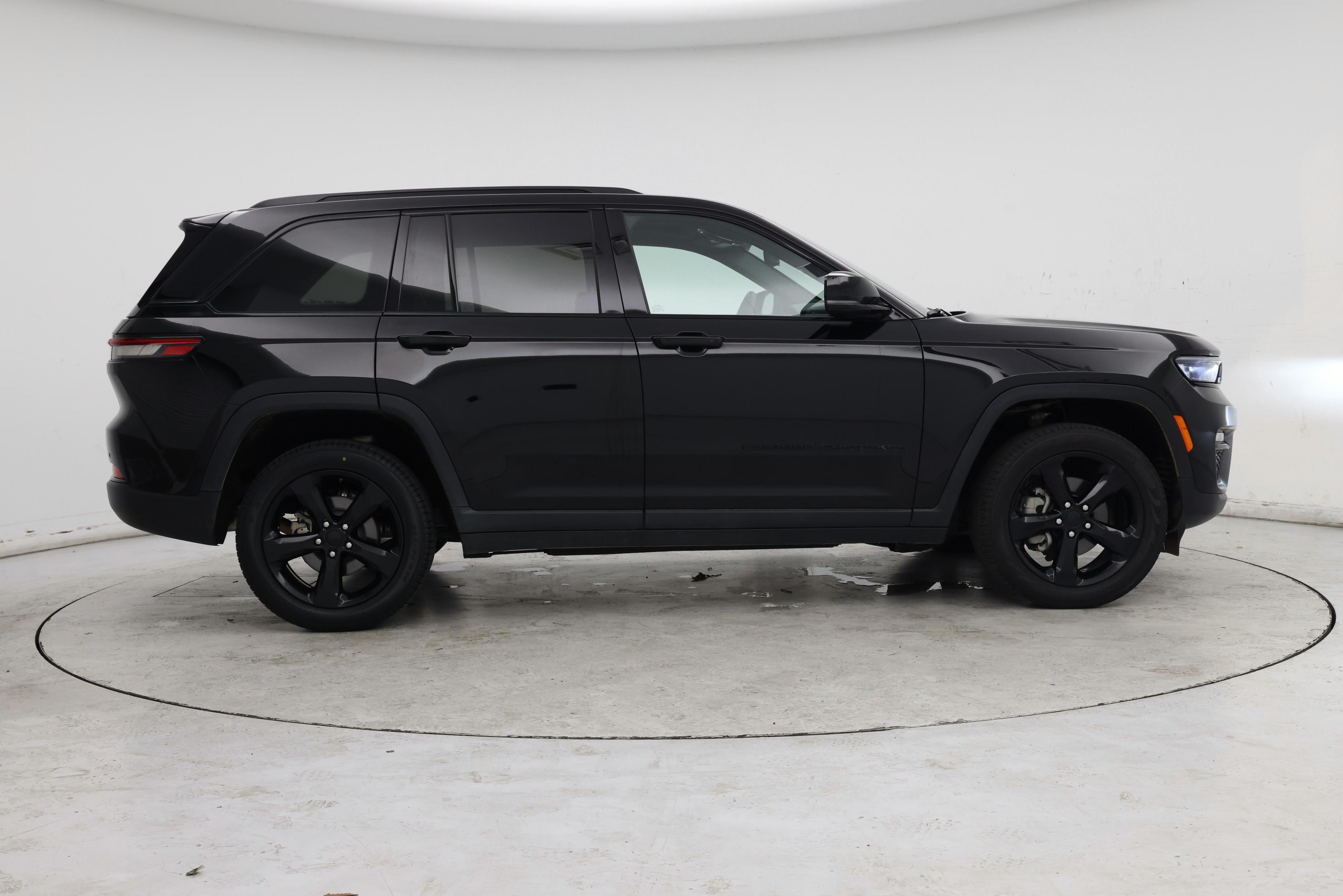 Thumbnail: 2024 Jeep Grand Cherokee - 7