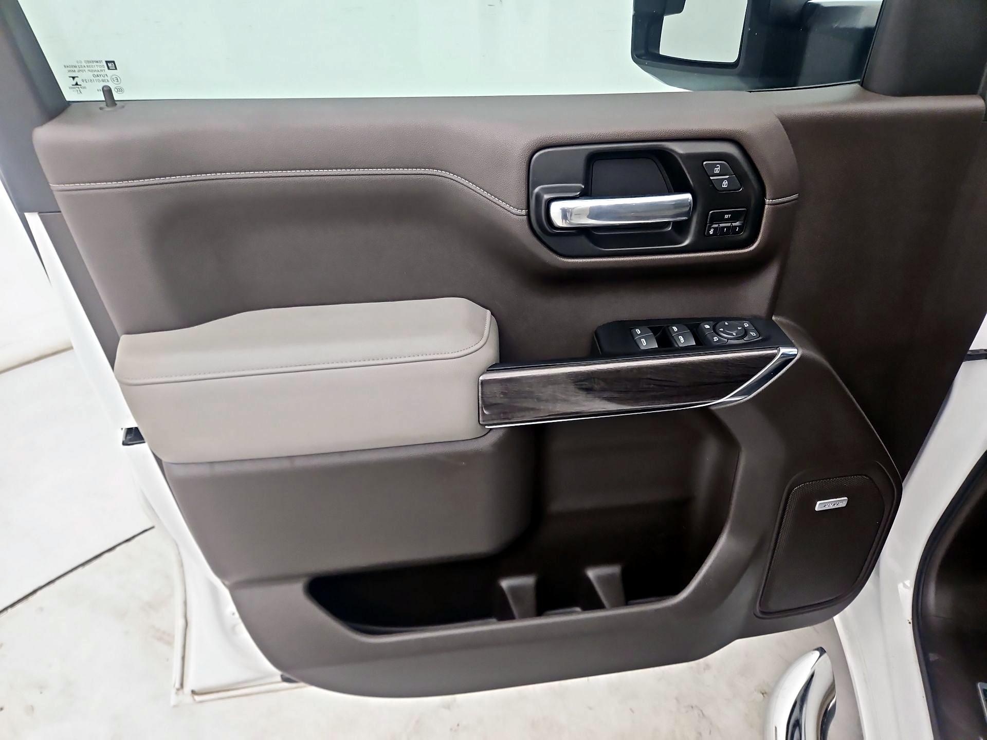 Thumbnail: 2022 Chevrolet Silverado 1500 - 12