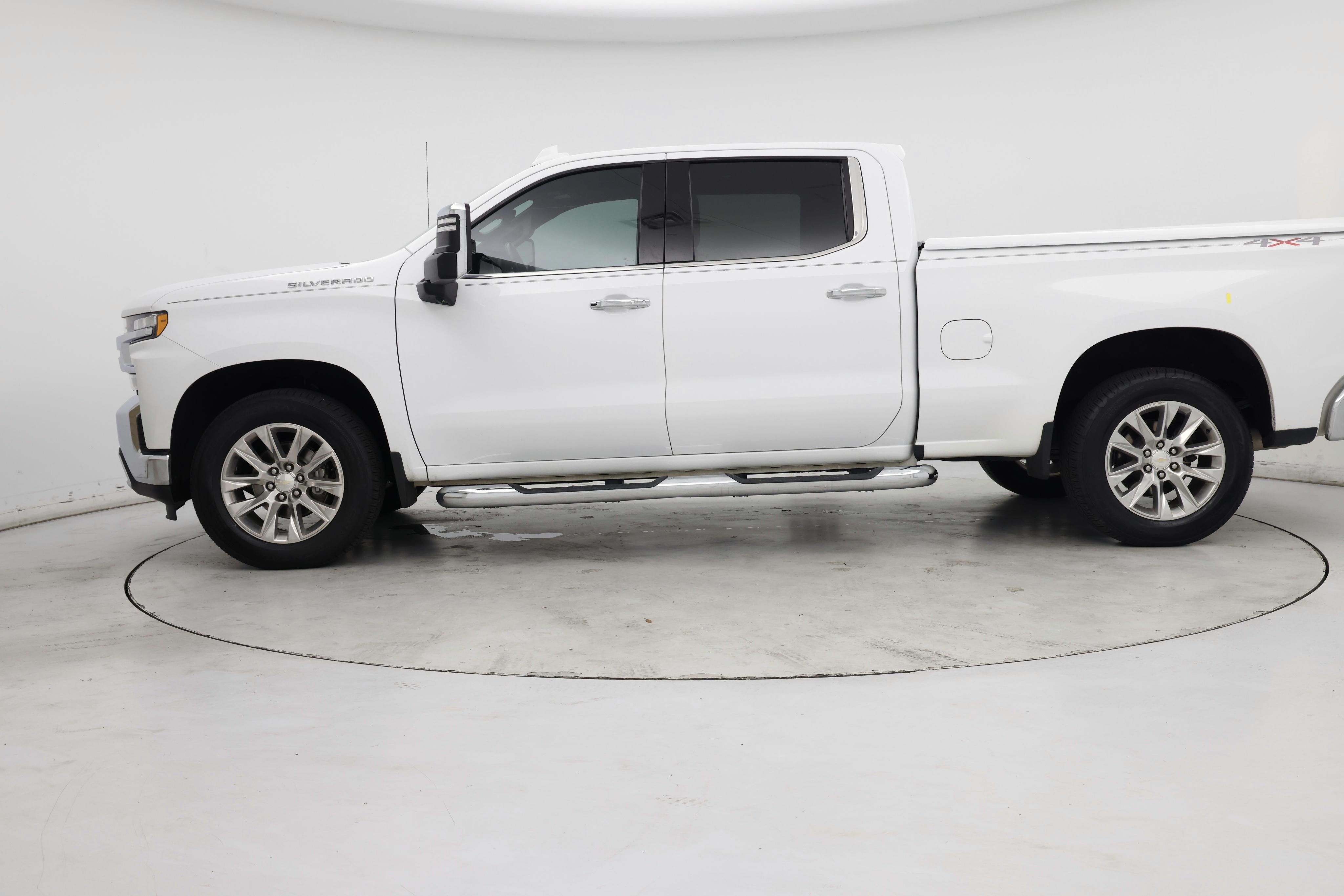 Thumbnail: 2022 Chevrolet Silverado 1500 - 3