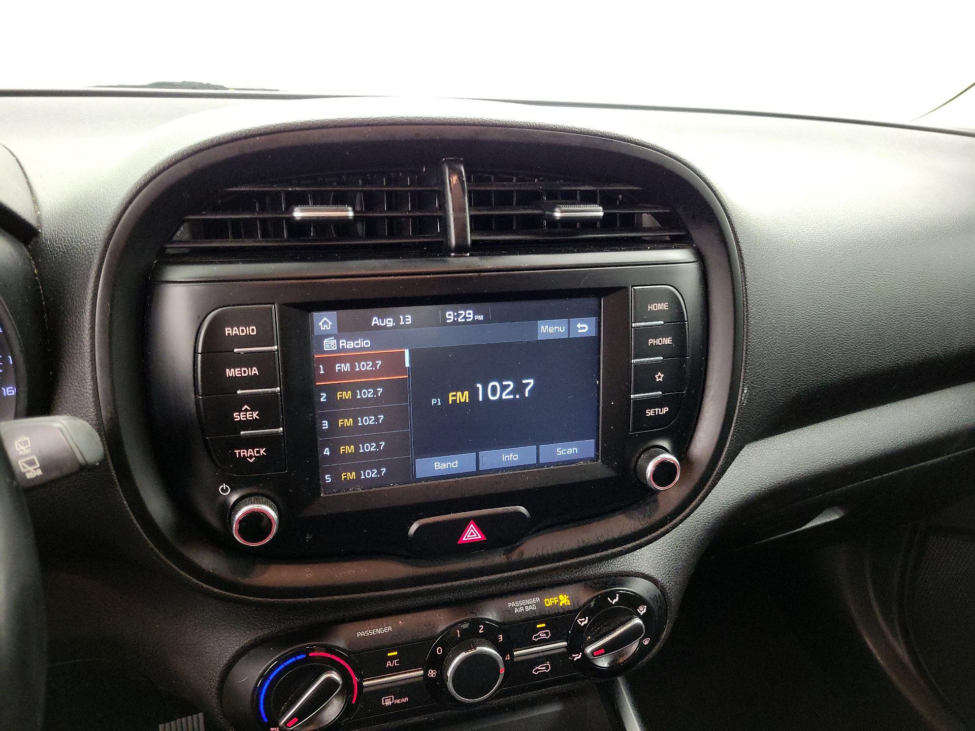Thumbnail: 2020 Kia Soul - 15