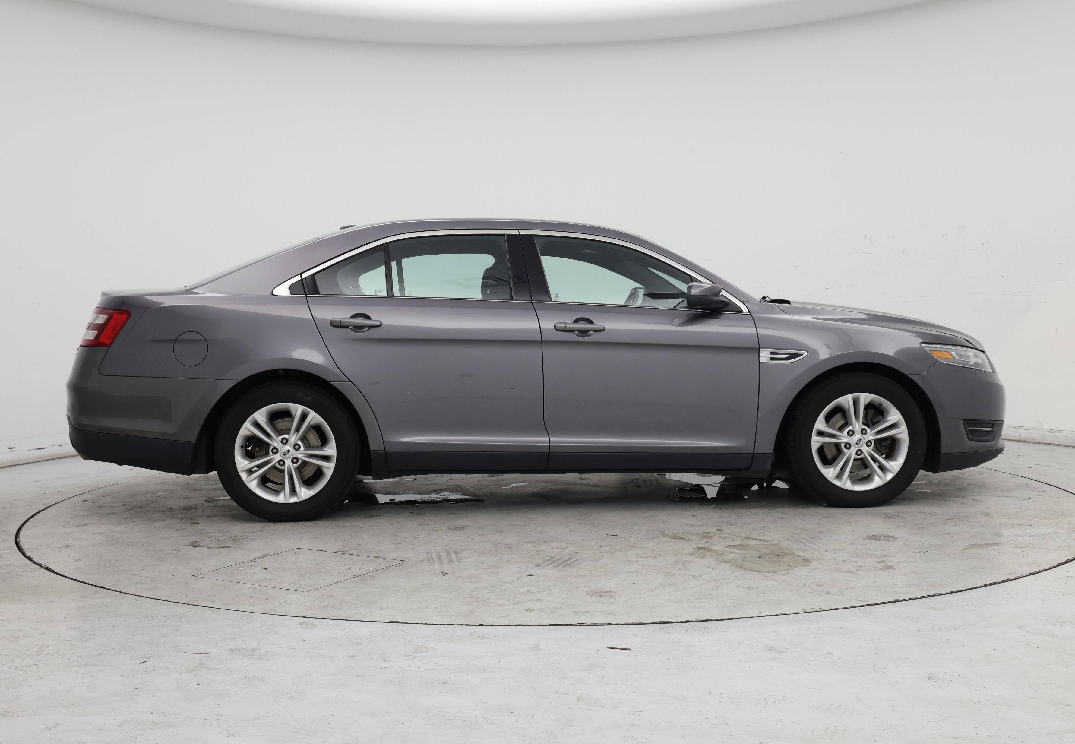 Thumbnail: 2014 Ford Taurus - 7