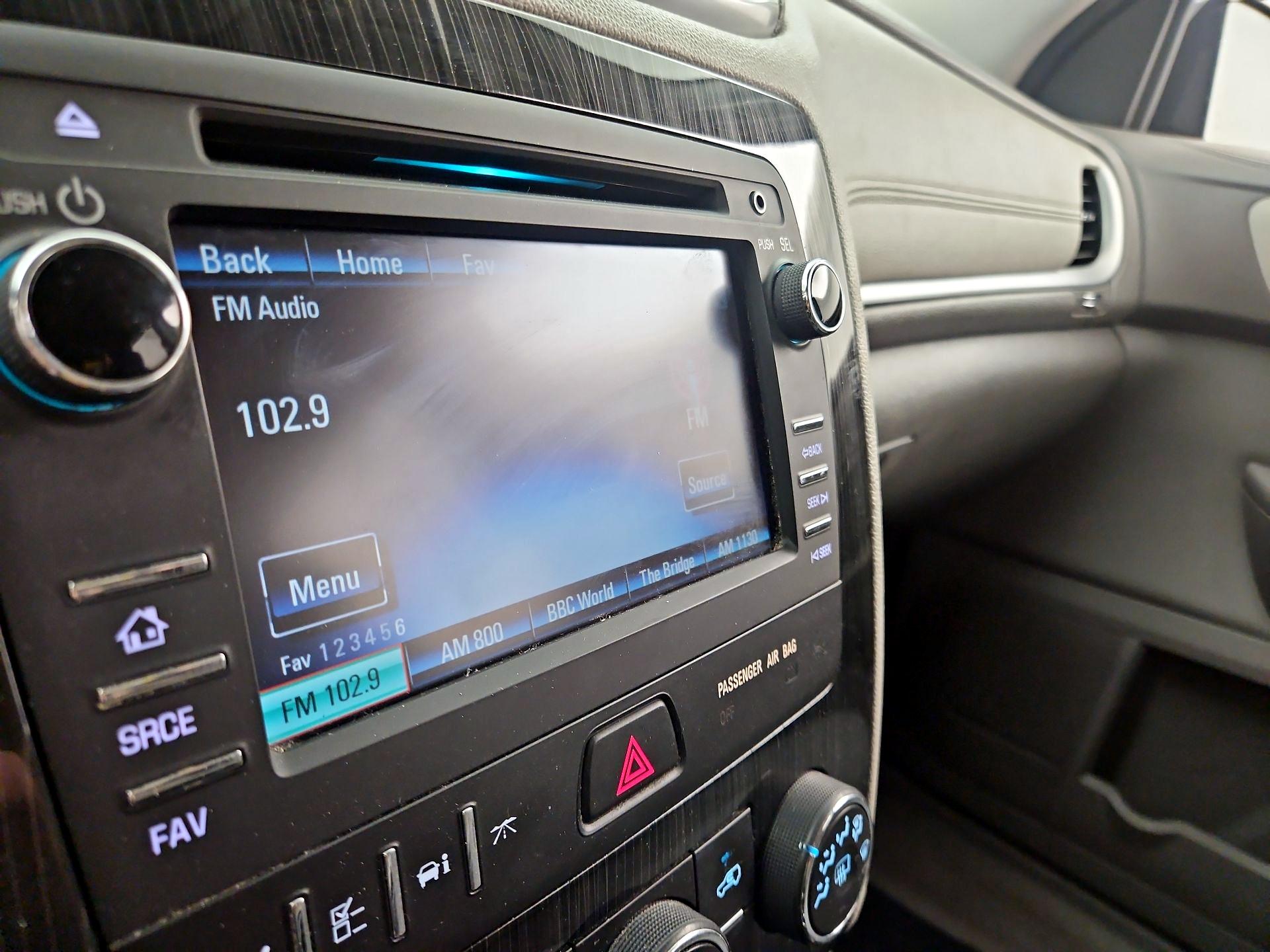 Thumbnail: 2015 Chevrolet Traverse - 15